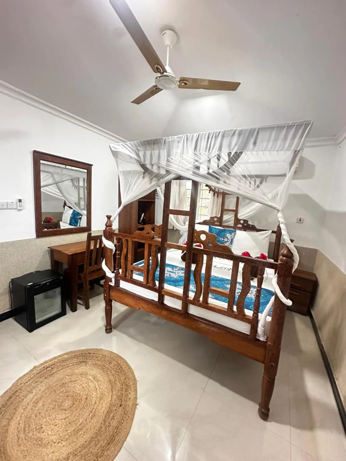 Bed in Moayana Liora