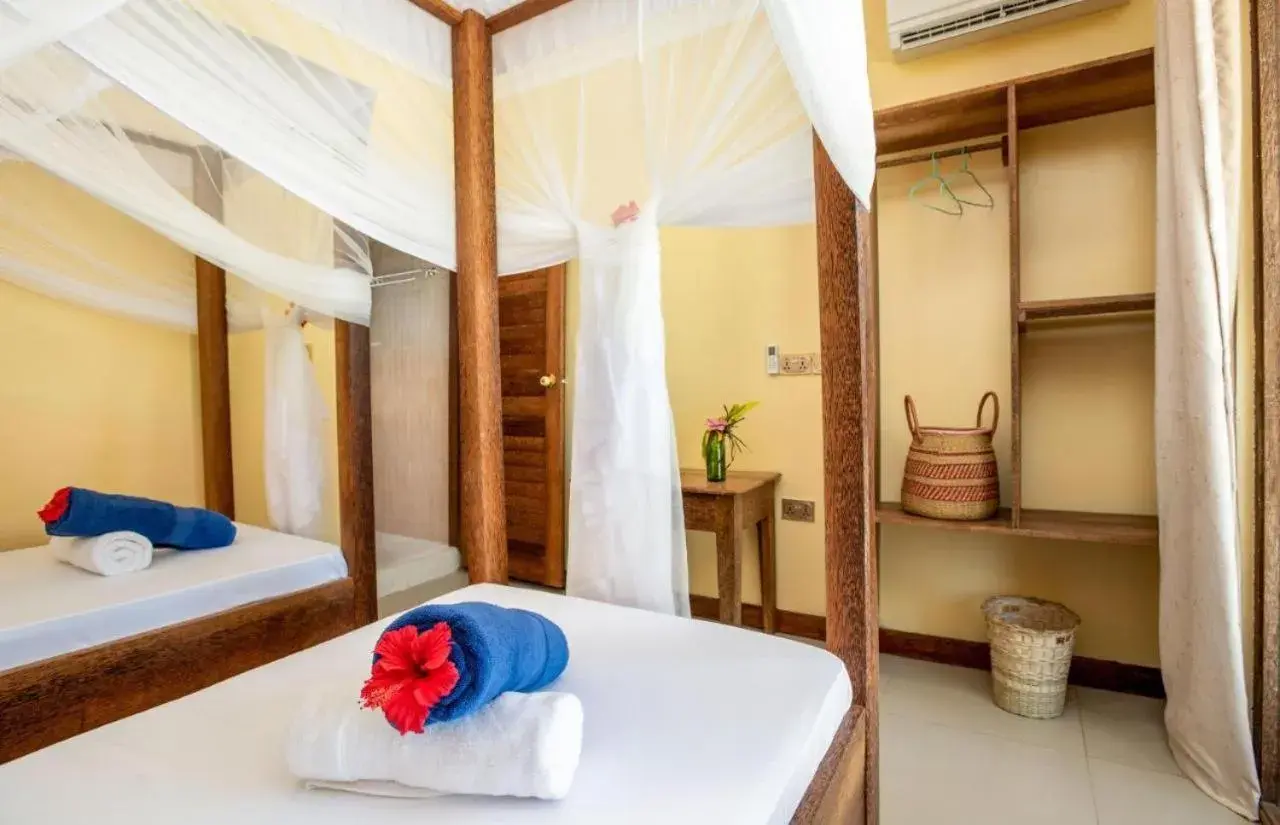 Bedroom, Bed in Amber Lodge Bedroom, Bed in Amber Lodge