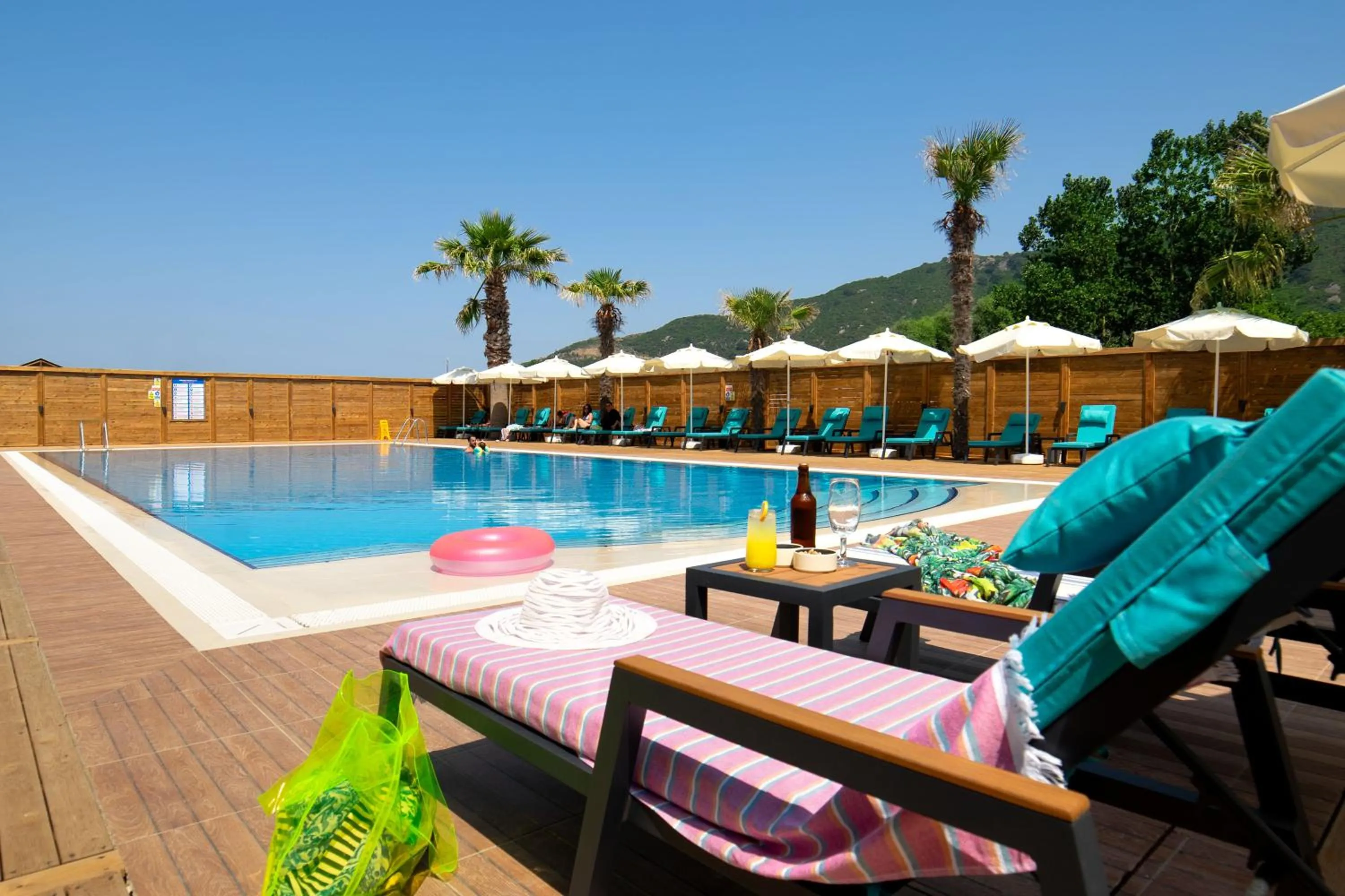 Day in MUKHA ORMANLI