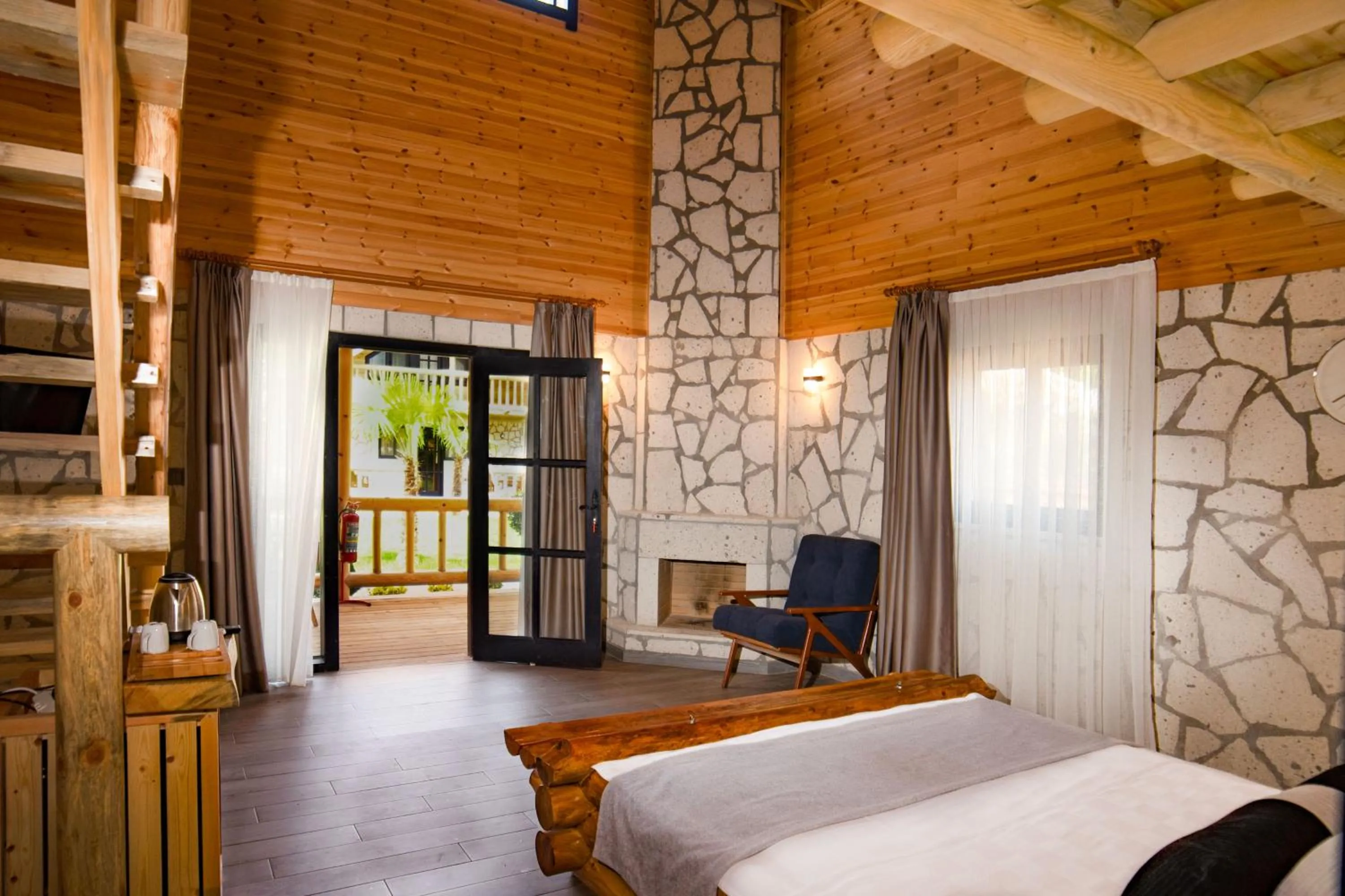 Bed in MUKHA ORMANLI