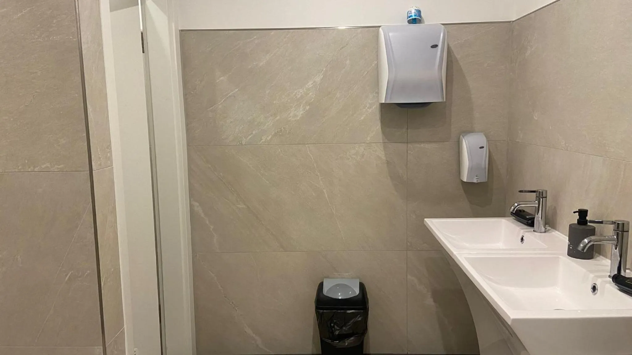 Hotel Business Bay das ehemalige Staycation Hotel