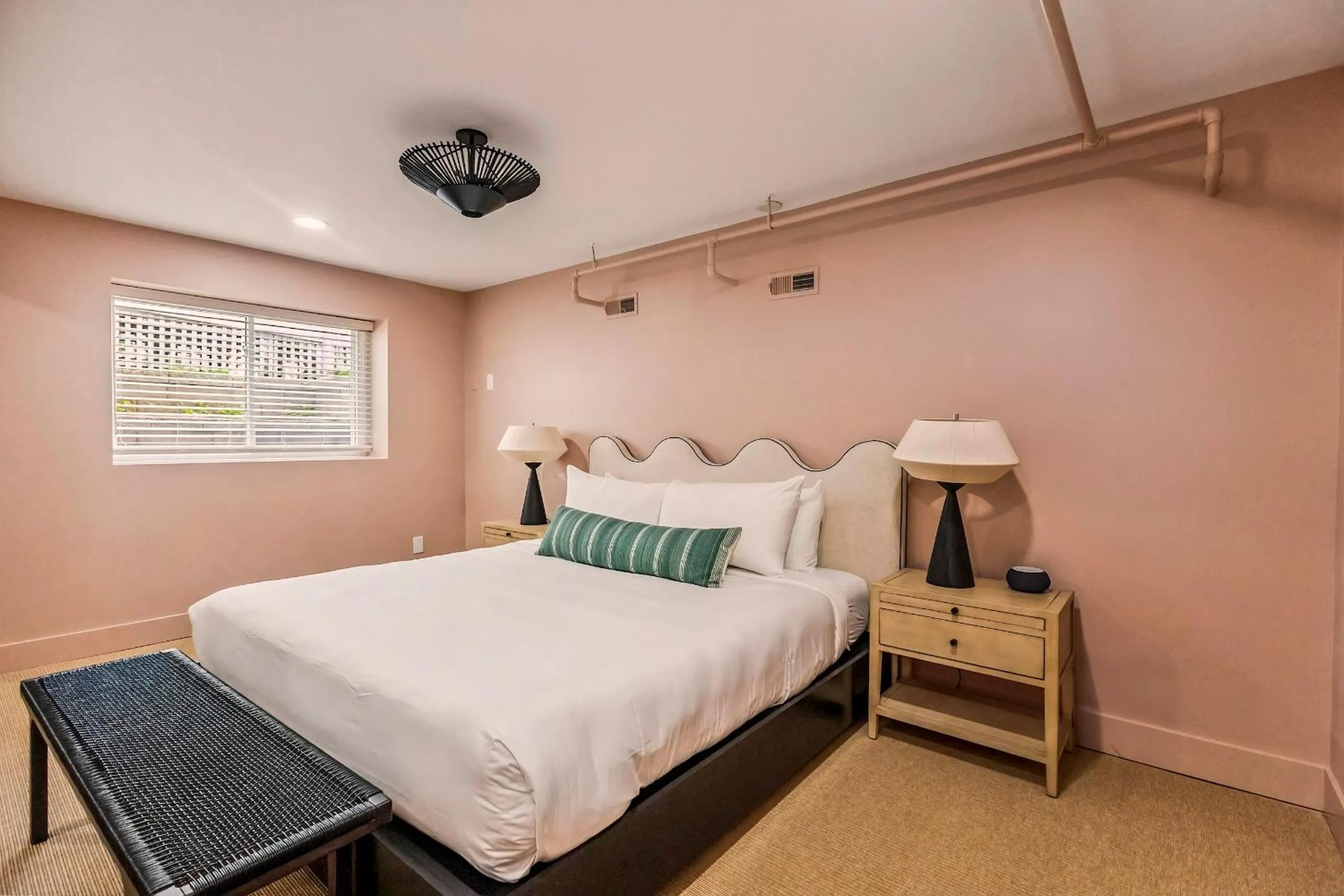 Other, Bed in The Neighborhood Hotel New Buffalo