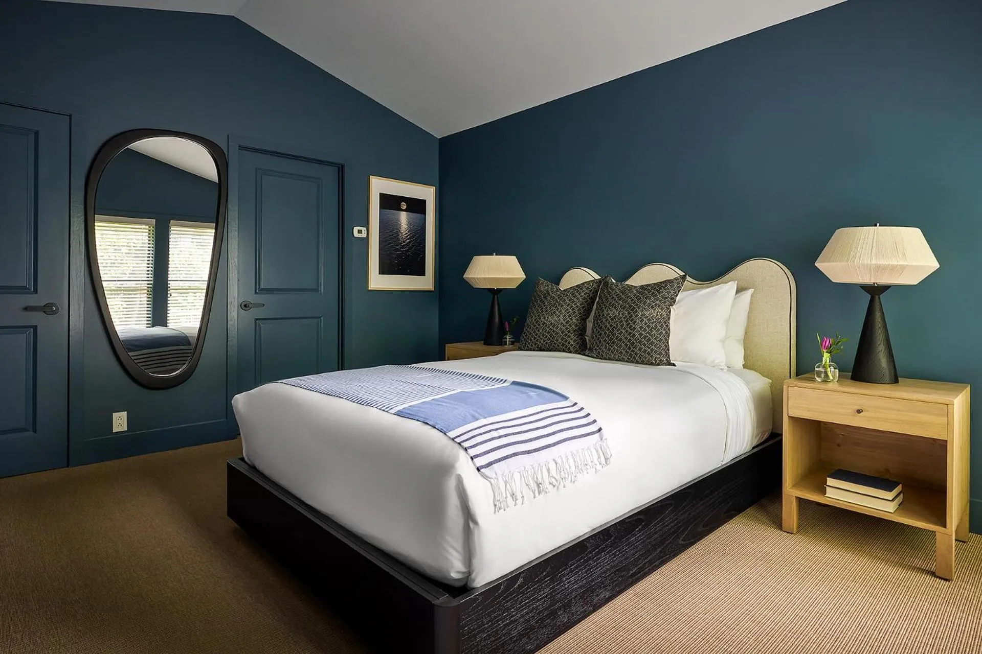 Bed in The Neighborhood Hotel New Buffalo