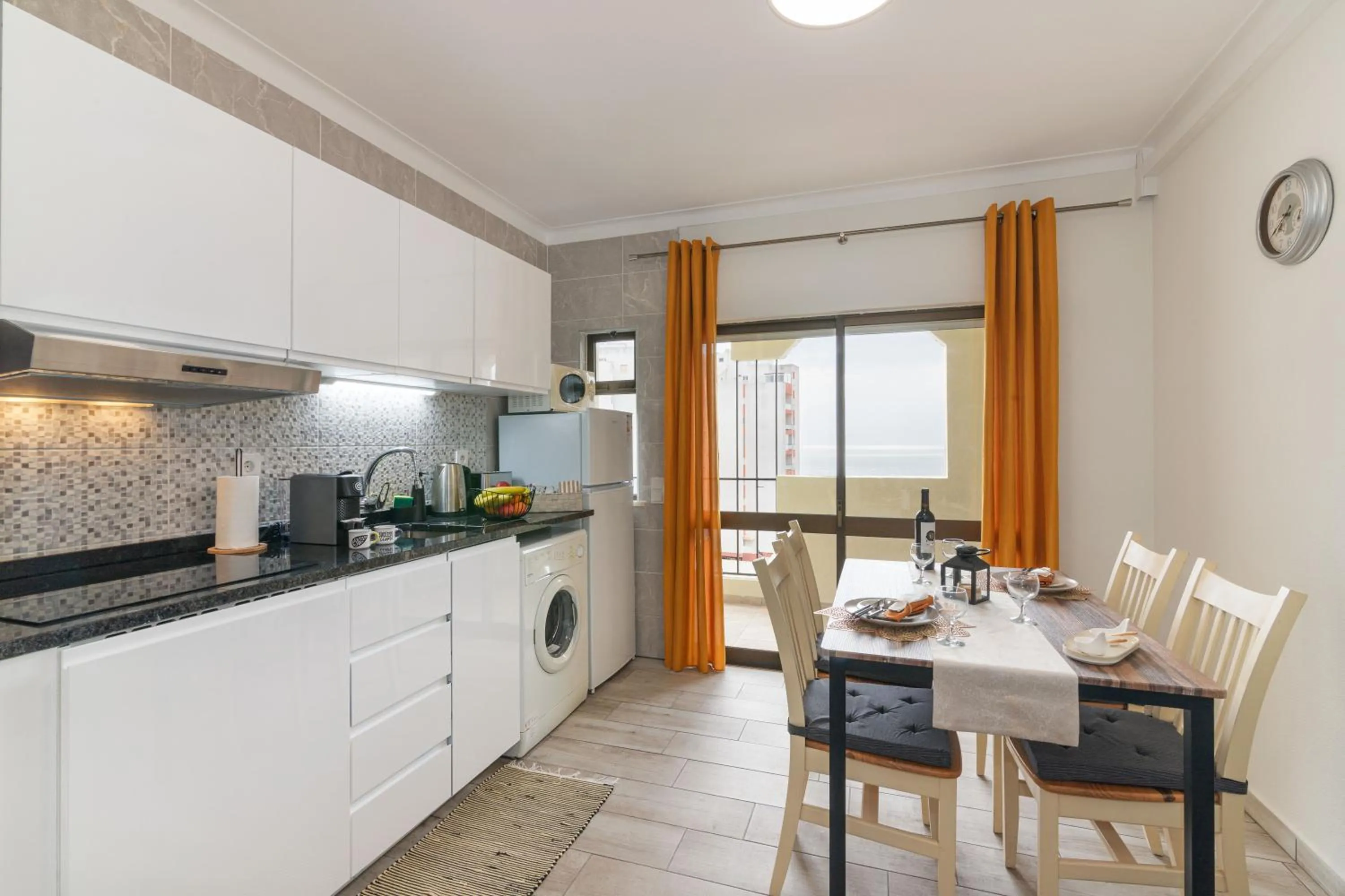 Kitchen or kitchenette in Cruzeiro - Silhueta Citadina