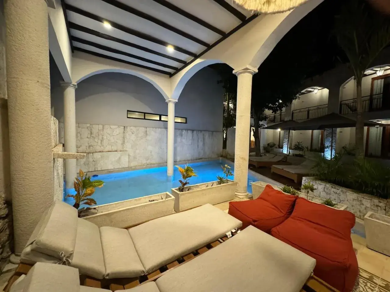 Swimming pool in Frater Yucatán Hotel Swimming pool in Frater Yucatán Hotel