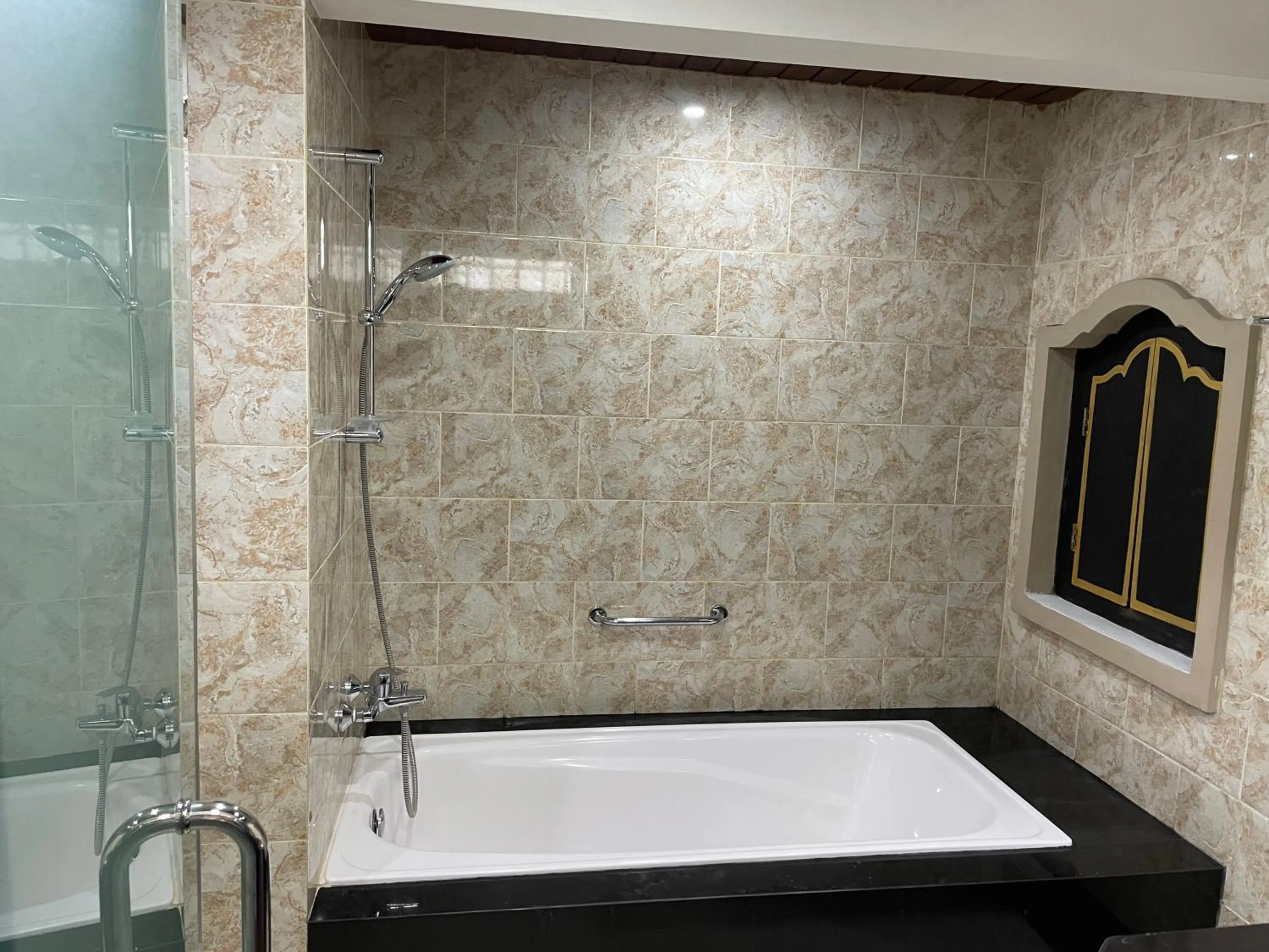 Bathroom in RUNA House Of Design