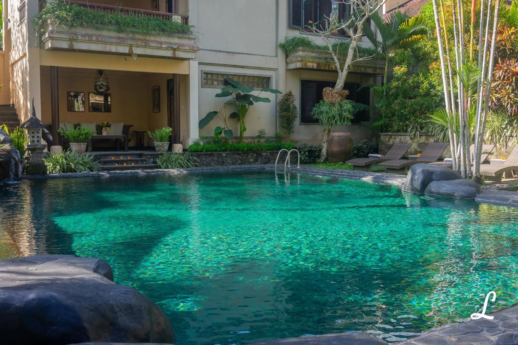 Swimming pool in RUNA House Of Design