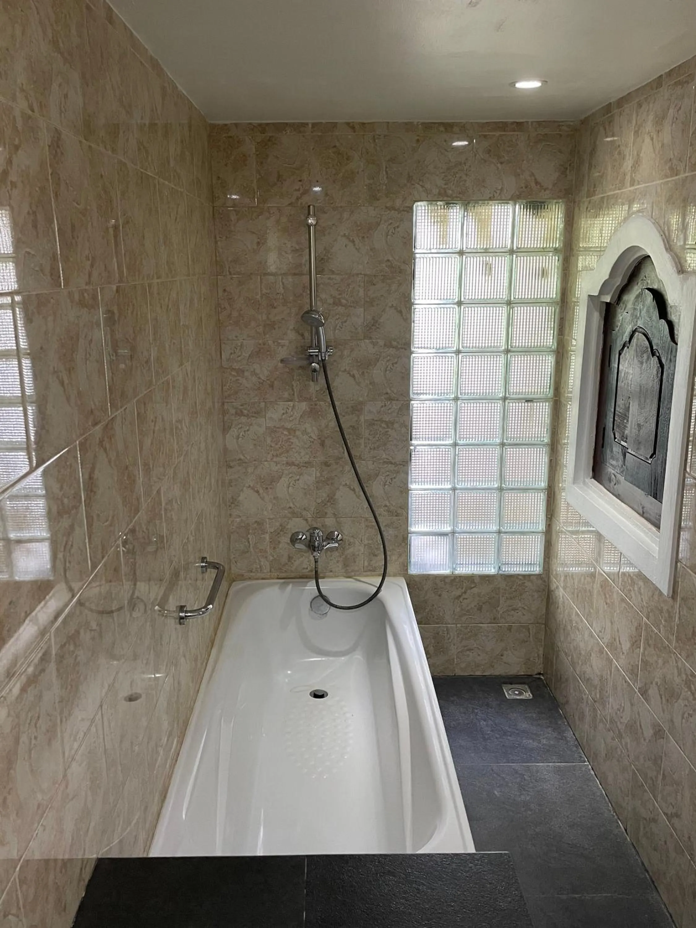 Shower in RUNA House Of Design