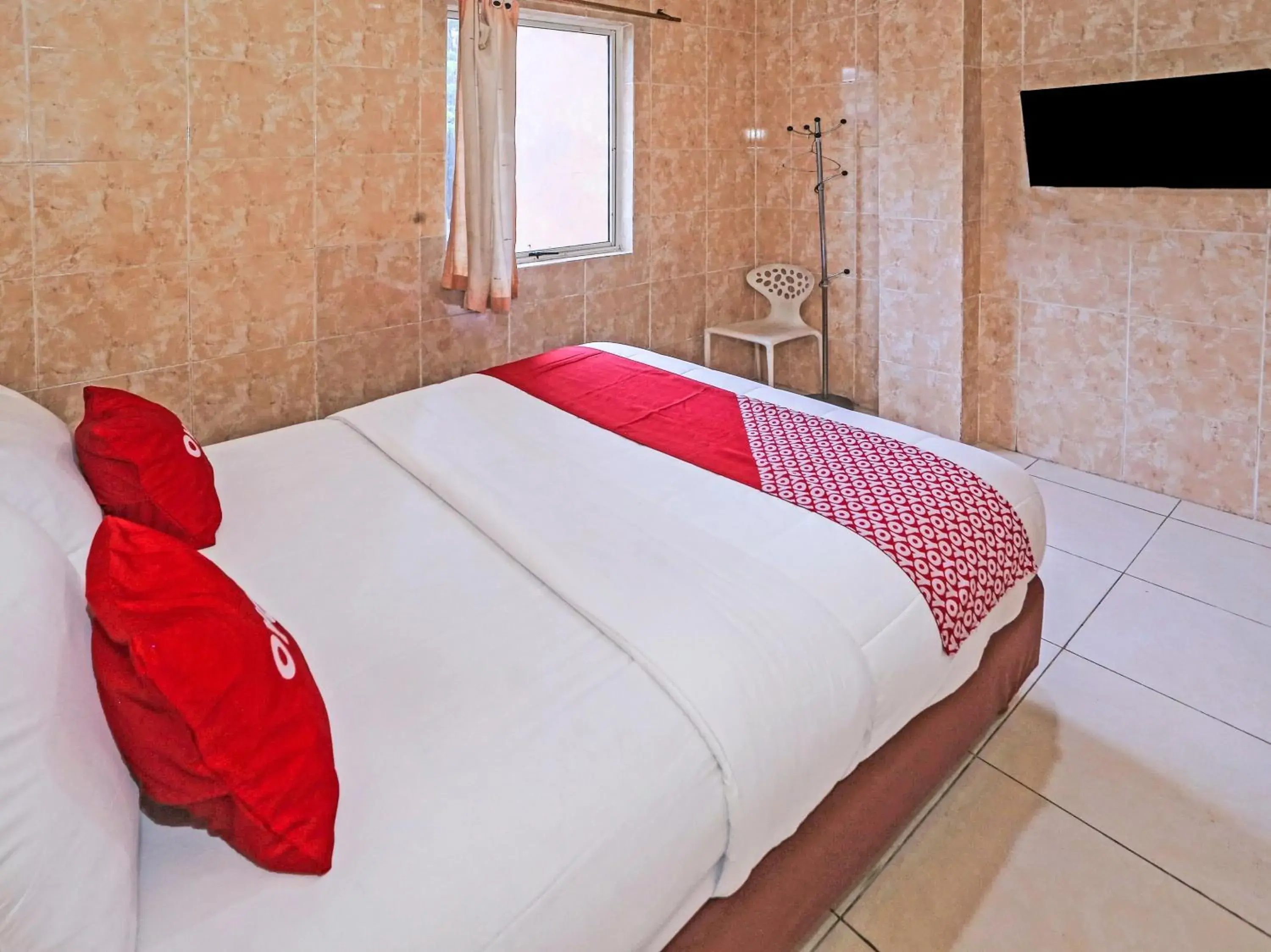 Bedroom in Hotel O Bsd Bedroom in Hotel O Bsd