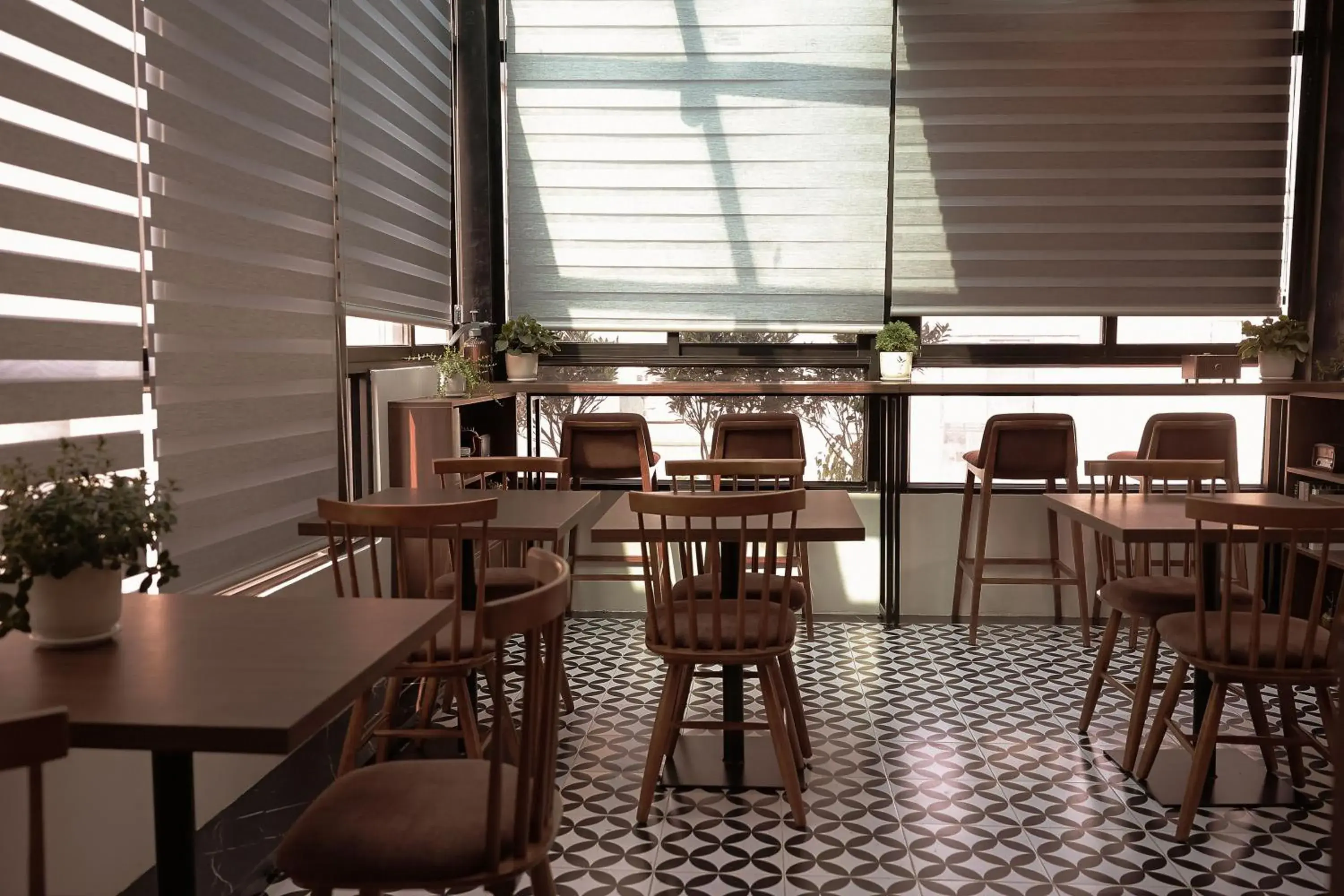 Restaurant/places to eat in The Cosy Inn Hanoi Restaurant/places to eat in The Cosy Inn Hanoi