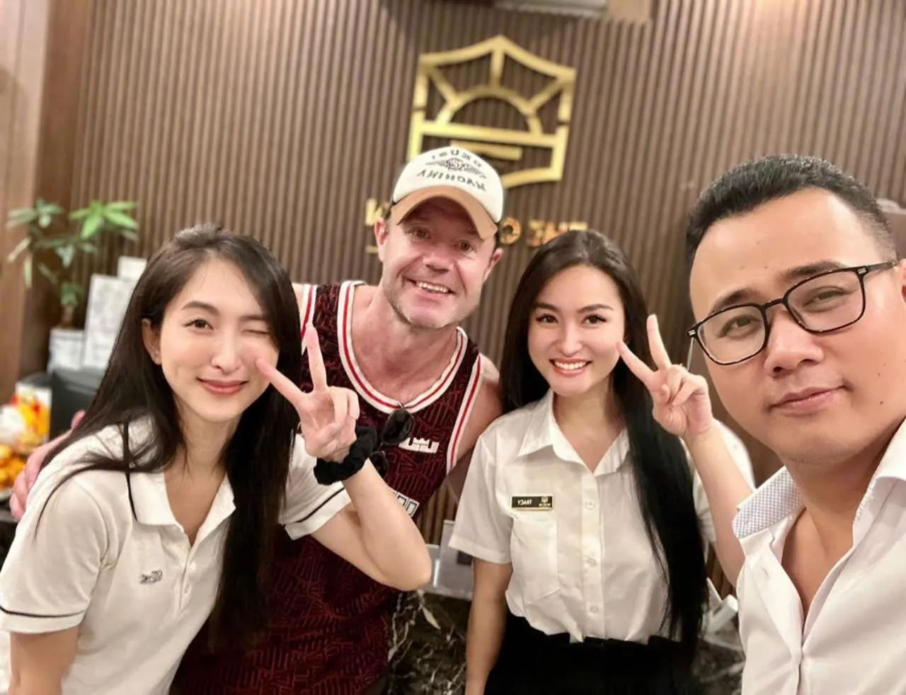 Lobby or reception in The Cosy Inn Hanoi