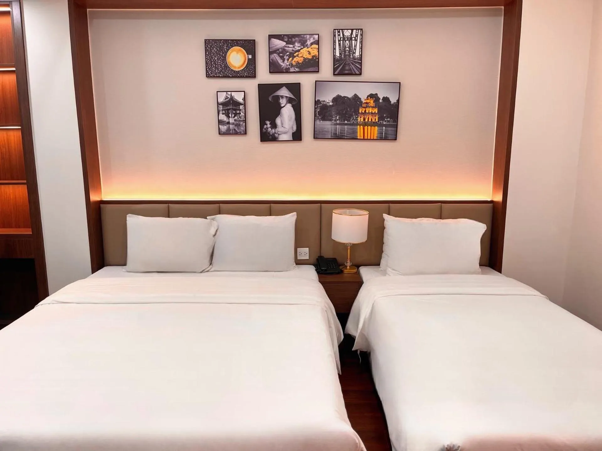 Property building, Bed in The Cosy Inn Hanoi
