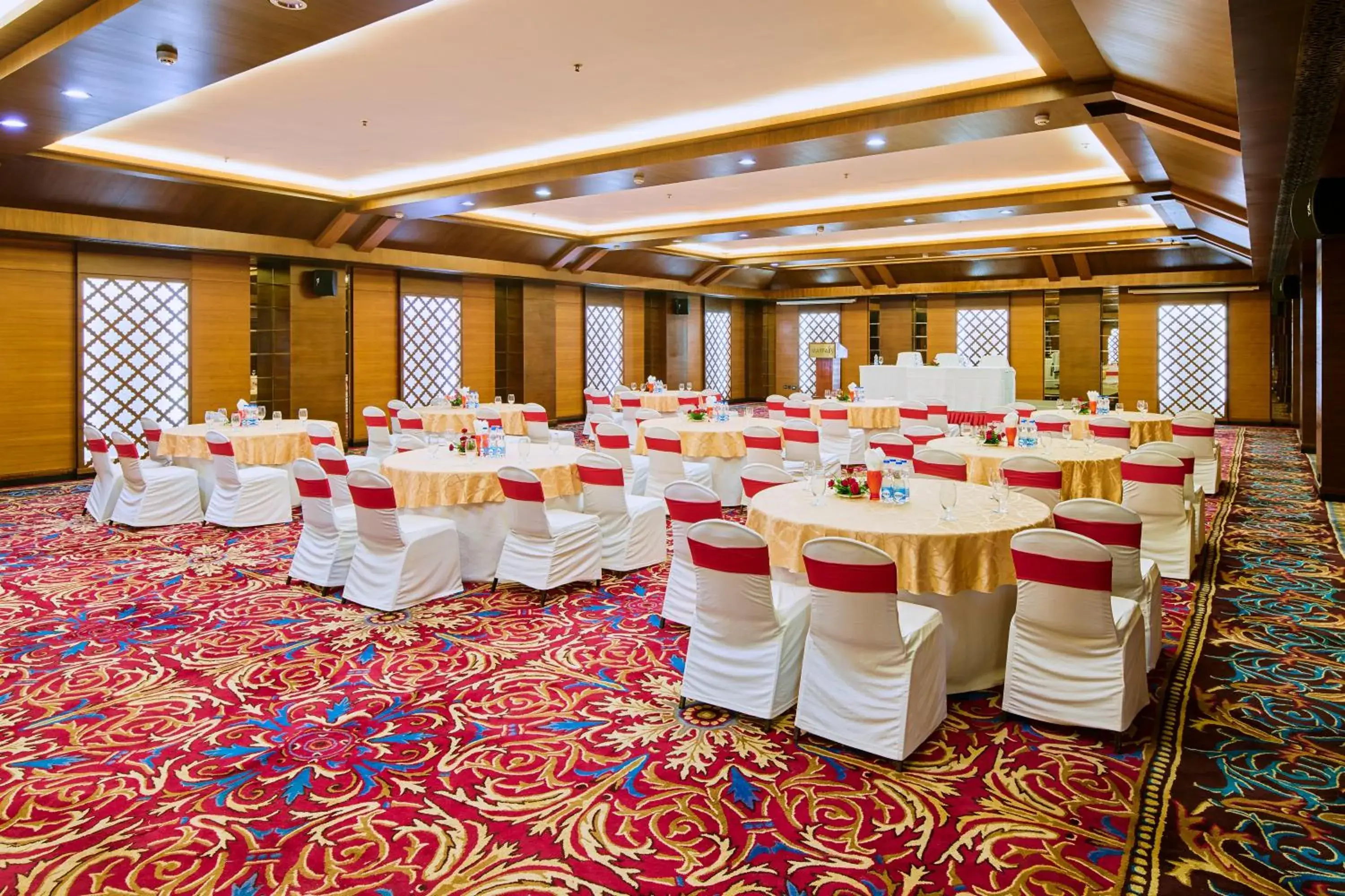 Banquet/Function facilities in Mayfair Waves Banquet/Function facilities in Mayfair Waves