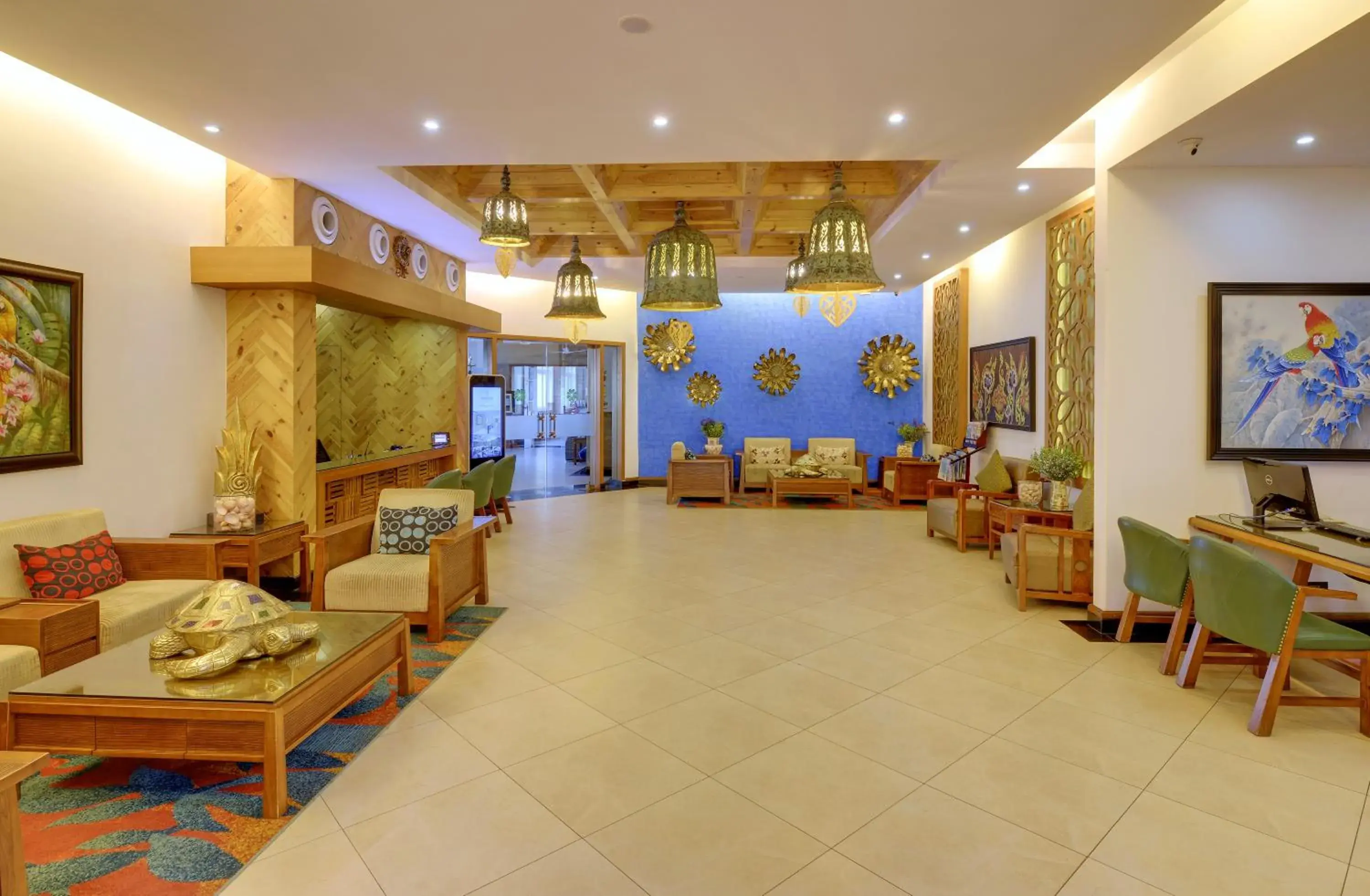 Lobby or reception in Mayfair Waves Lobby or reception in Mayfair Waves