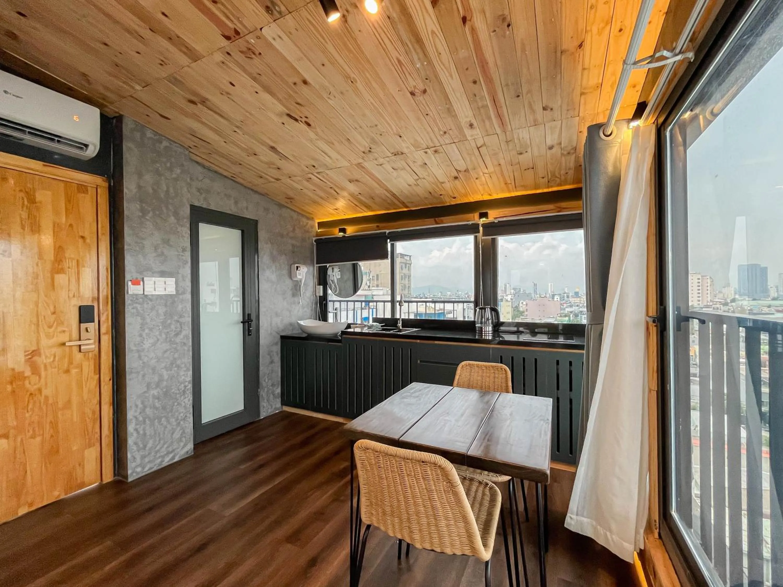 Kitchen or kitchenette in Lantana House Boutique Da Nang