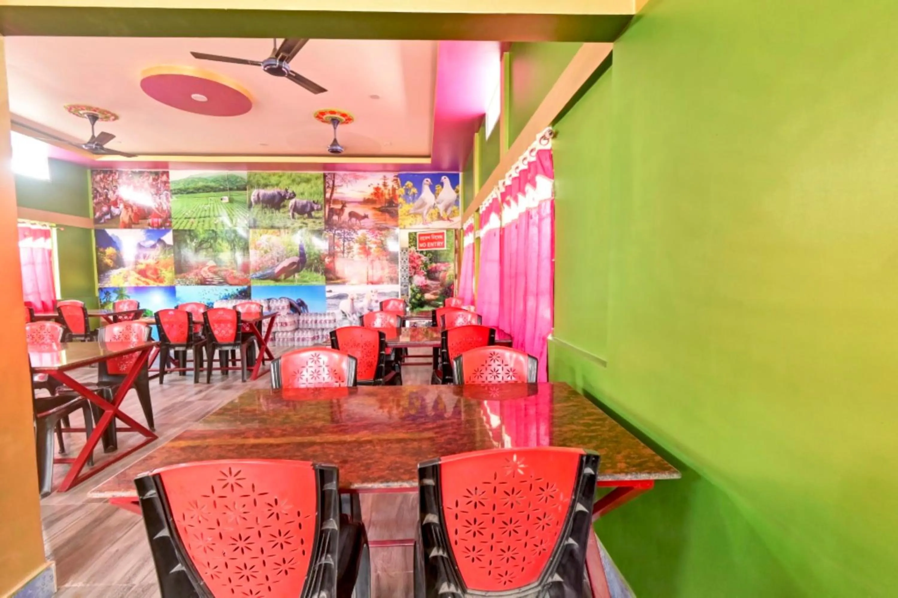 Restaurant/places to eat in Hotel O WELCOME RESORT & FAMILY RESTAURANT