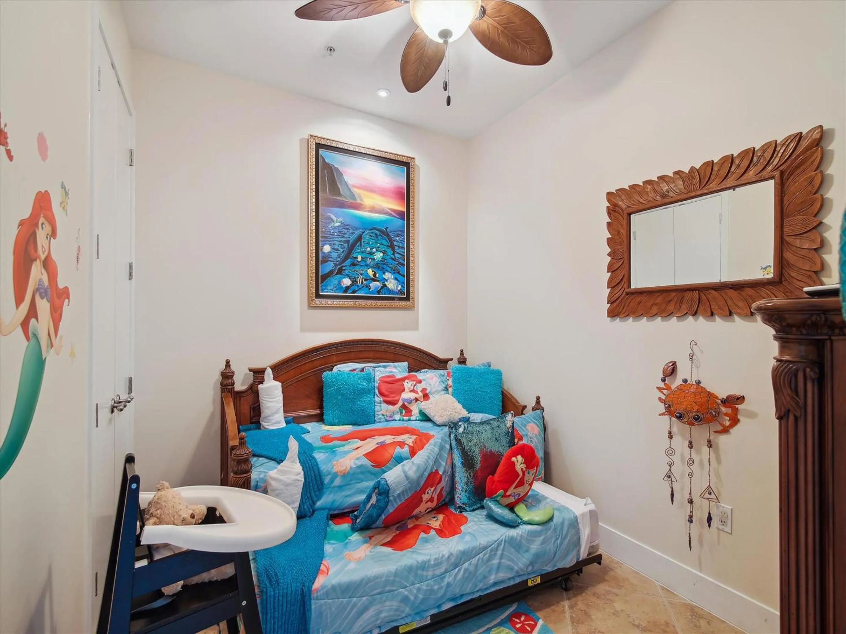 Property building, Bed in Diamond Beach 510-mermaid Manor