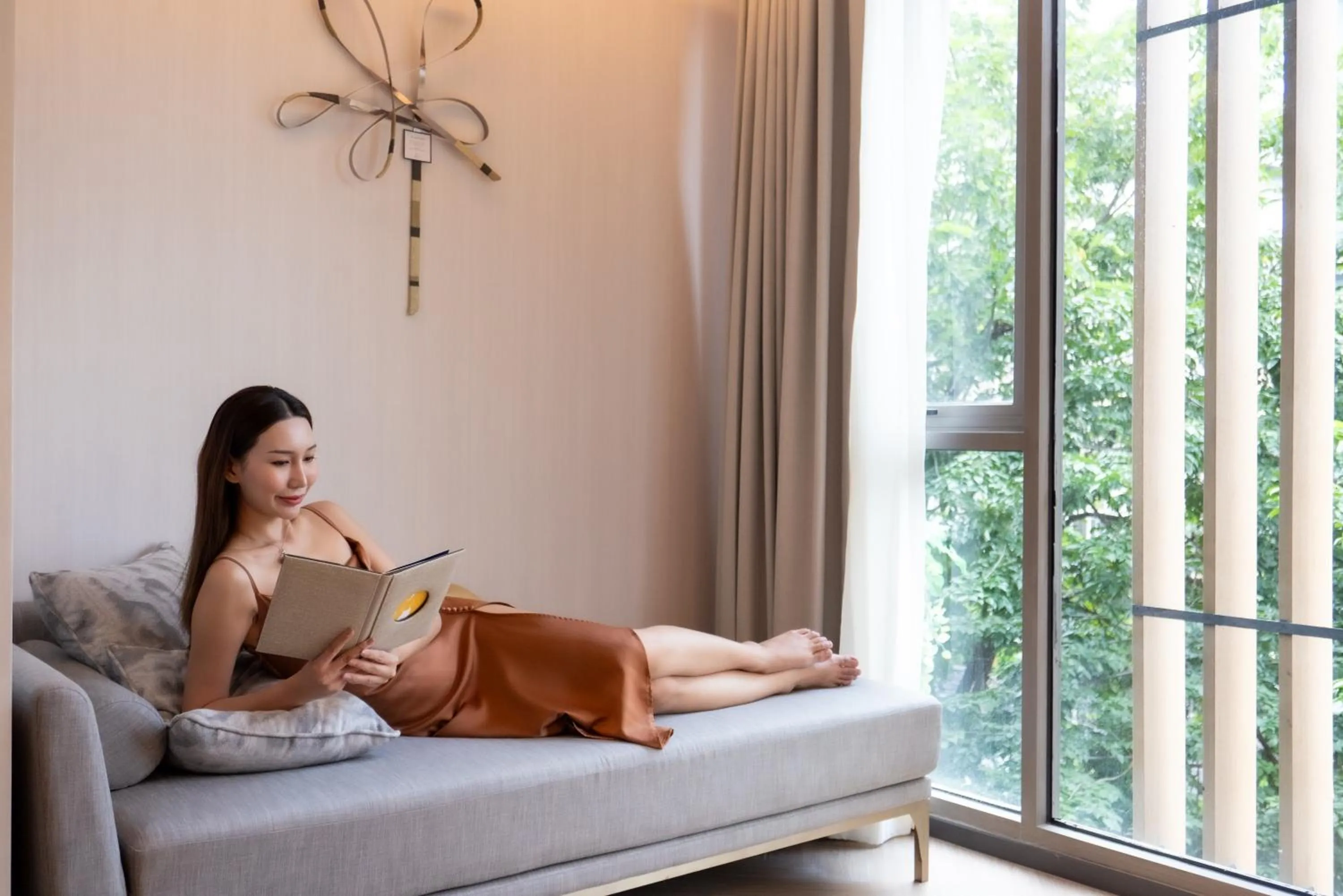 Bedroom in Madi Paidi Bangkok, Autograph Collection