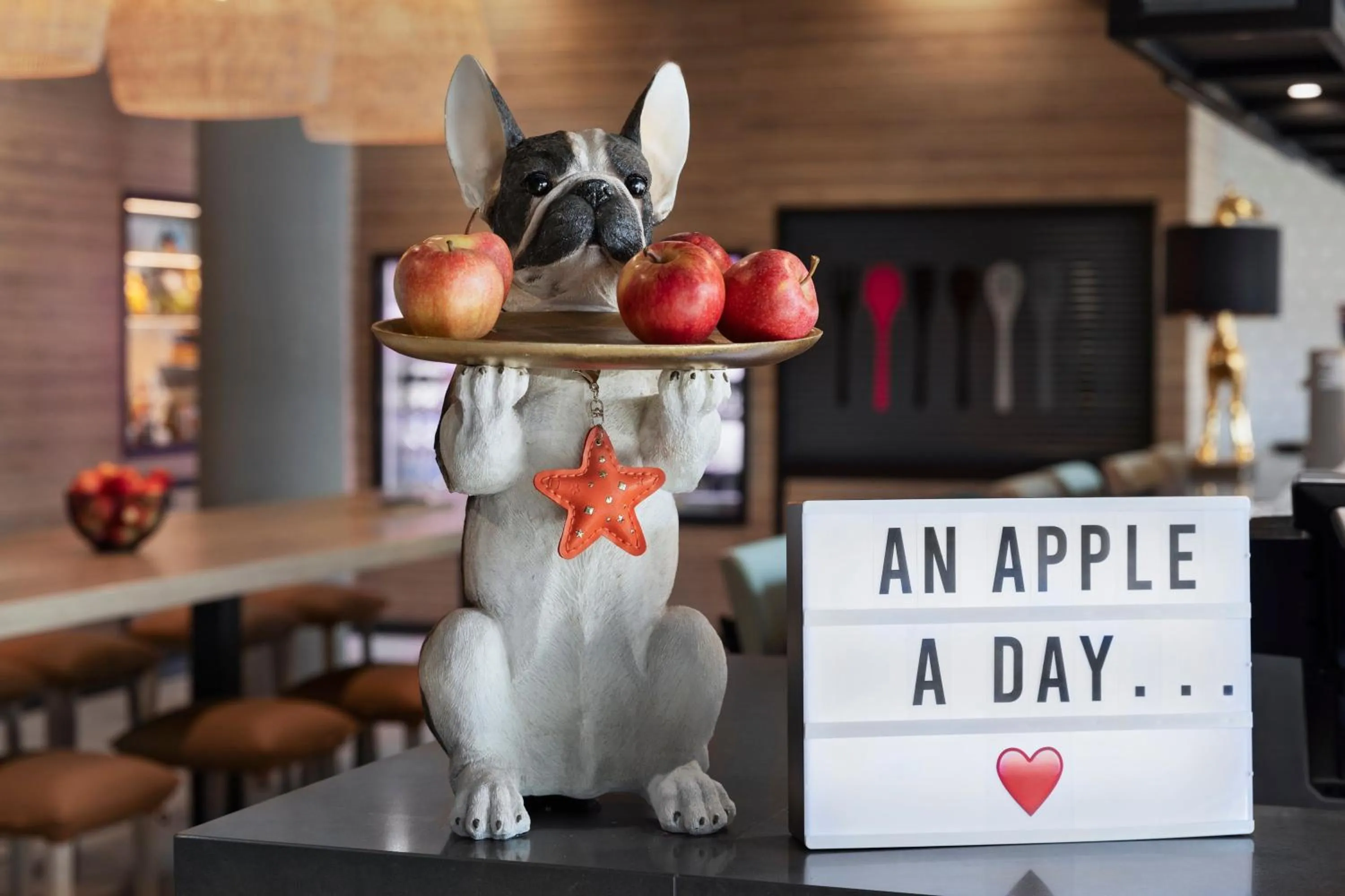 Restaurant/places to eat in Moxy Vienna City East