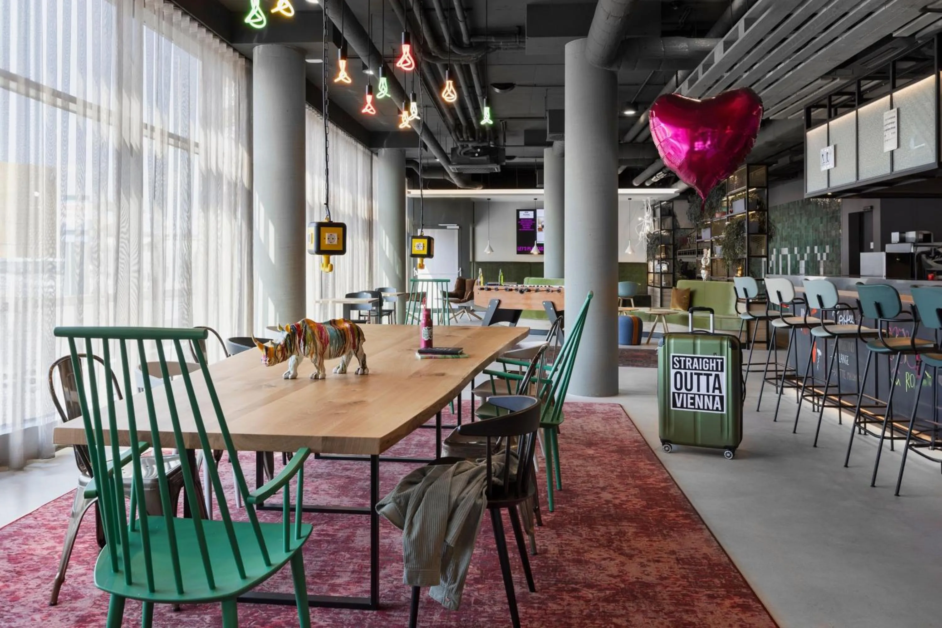 Restaurant/places to eat in Moxy Vienna City East