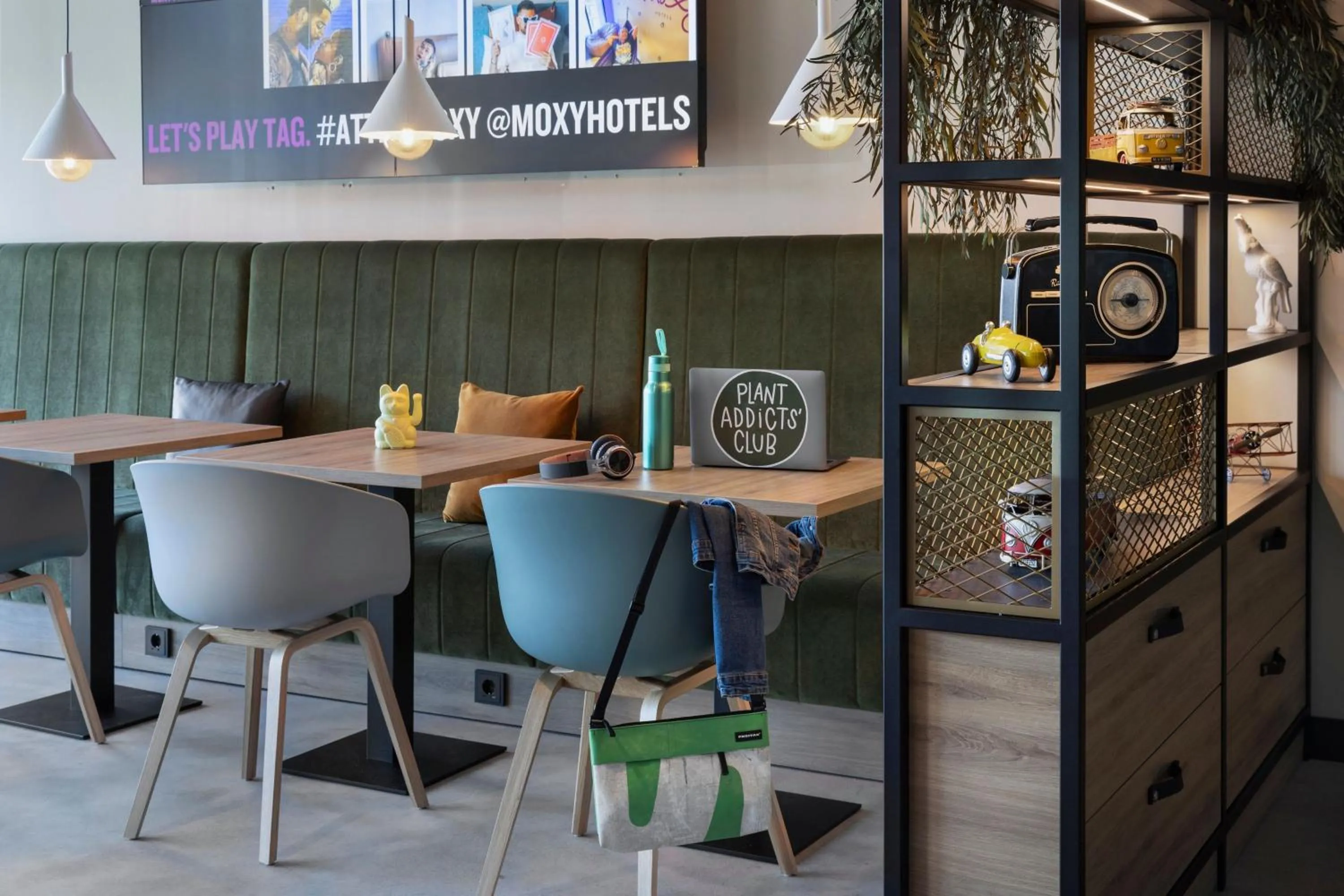 Lobby or reception in Moxy Vienna City East