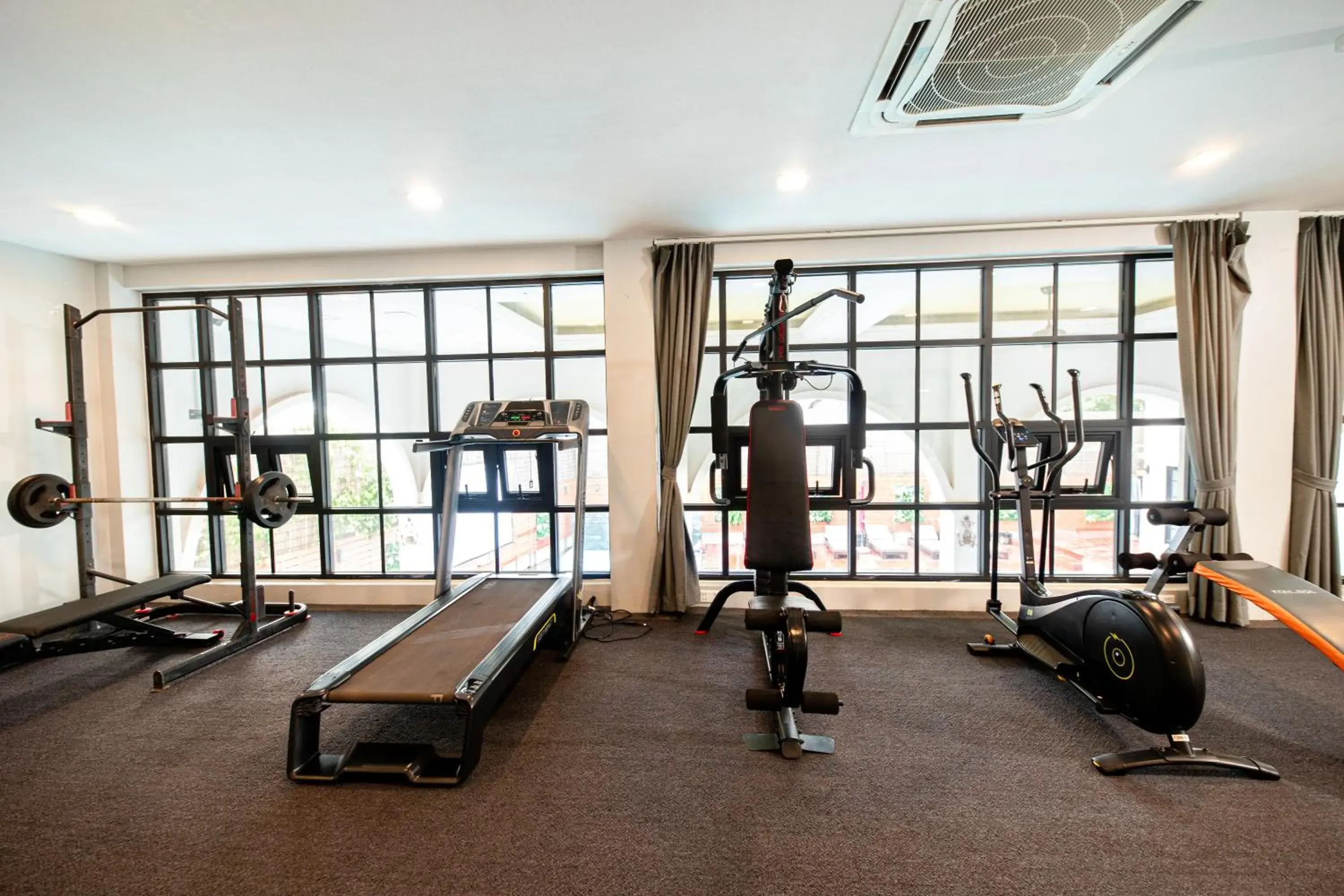 Fitness centre/facilities in Solar Hotel Fitness centre/facilities in Solar Hotel