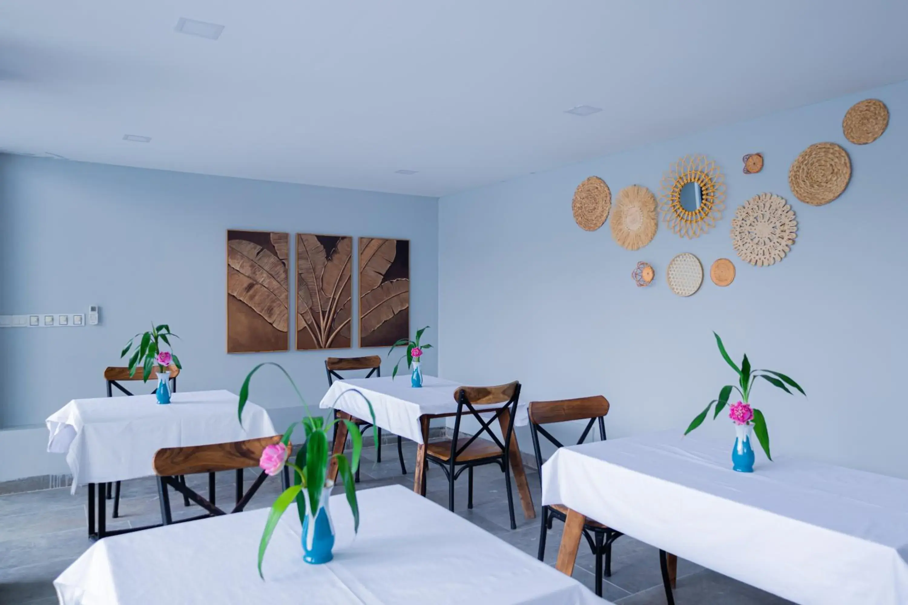 Restaurant/places to eat in Solar Hotel Restaurant/places to eat in Solar Hotel