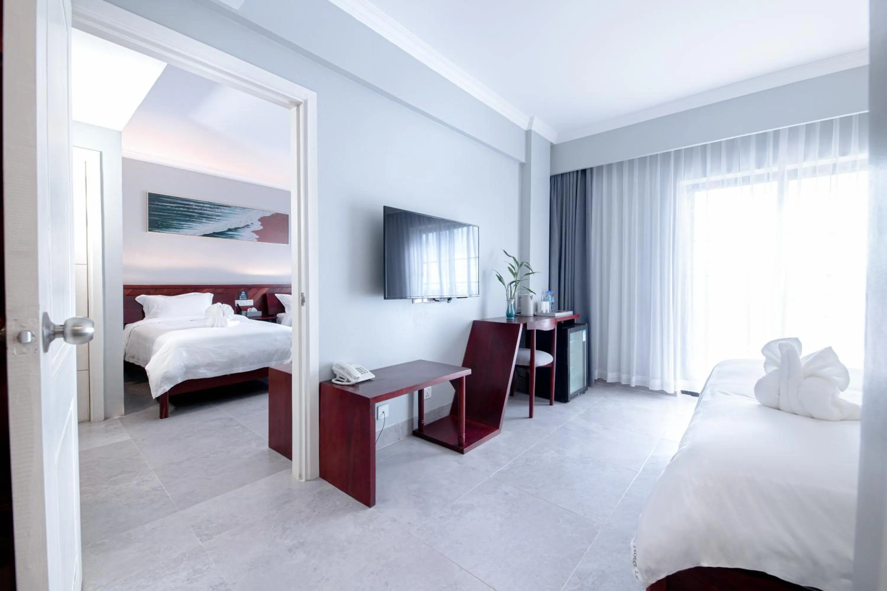 Photo of the whole room, Bed in Solar Hotel