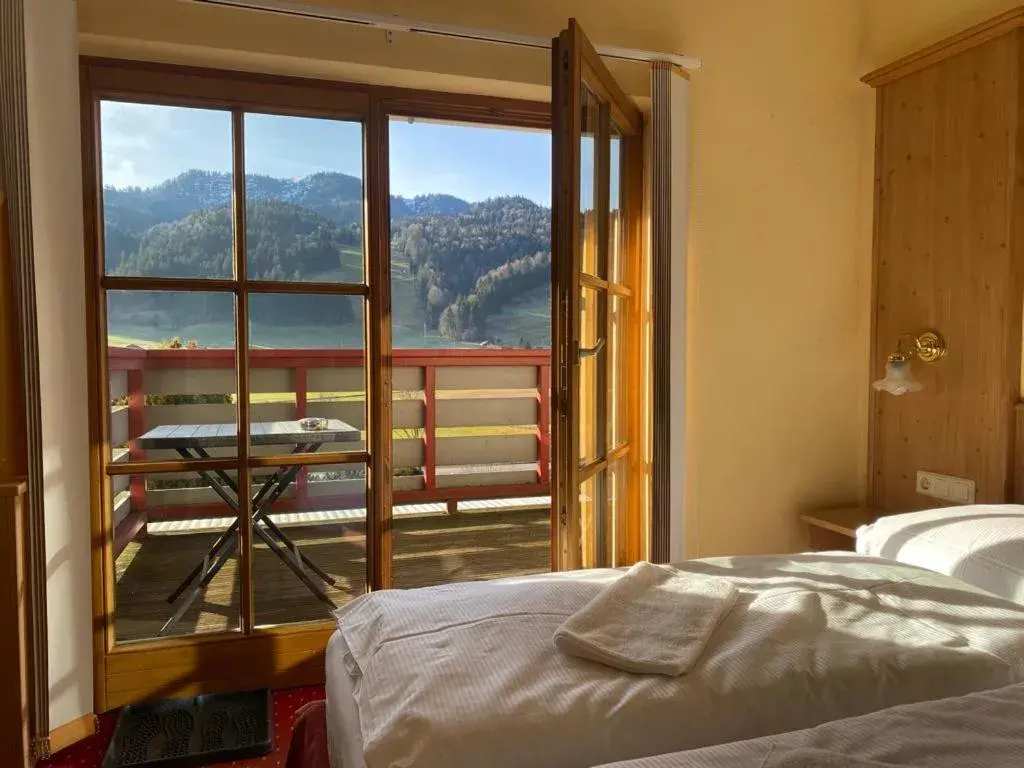Double Room with Balcony - single occupancy in Landhotel Alte Post Double Room with Balcony - single occupancy in Landhotel Alte Post