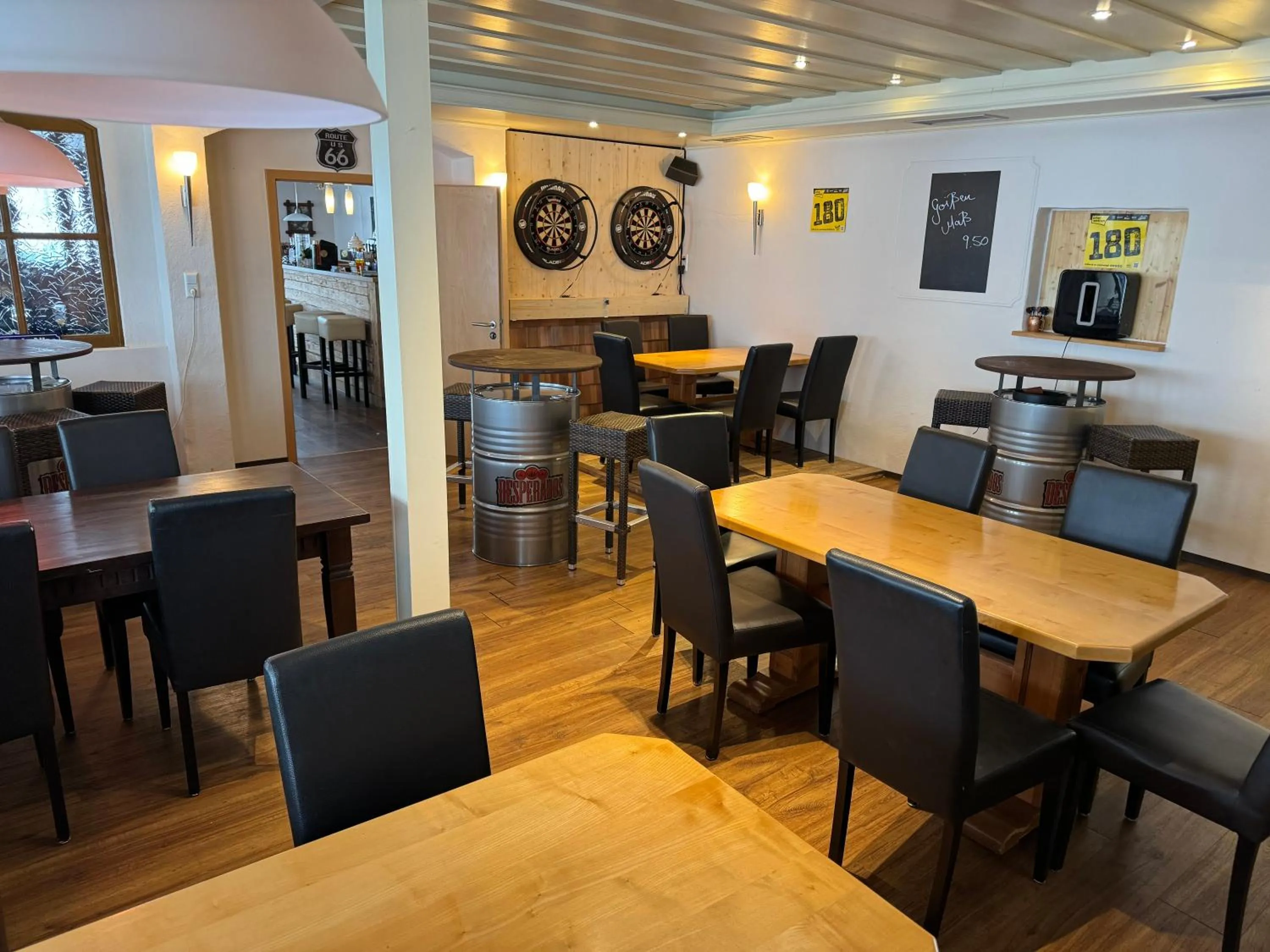 Communal lounge/ TV room in Landhotel Alte Post