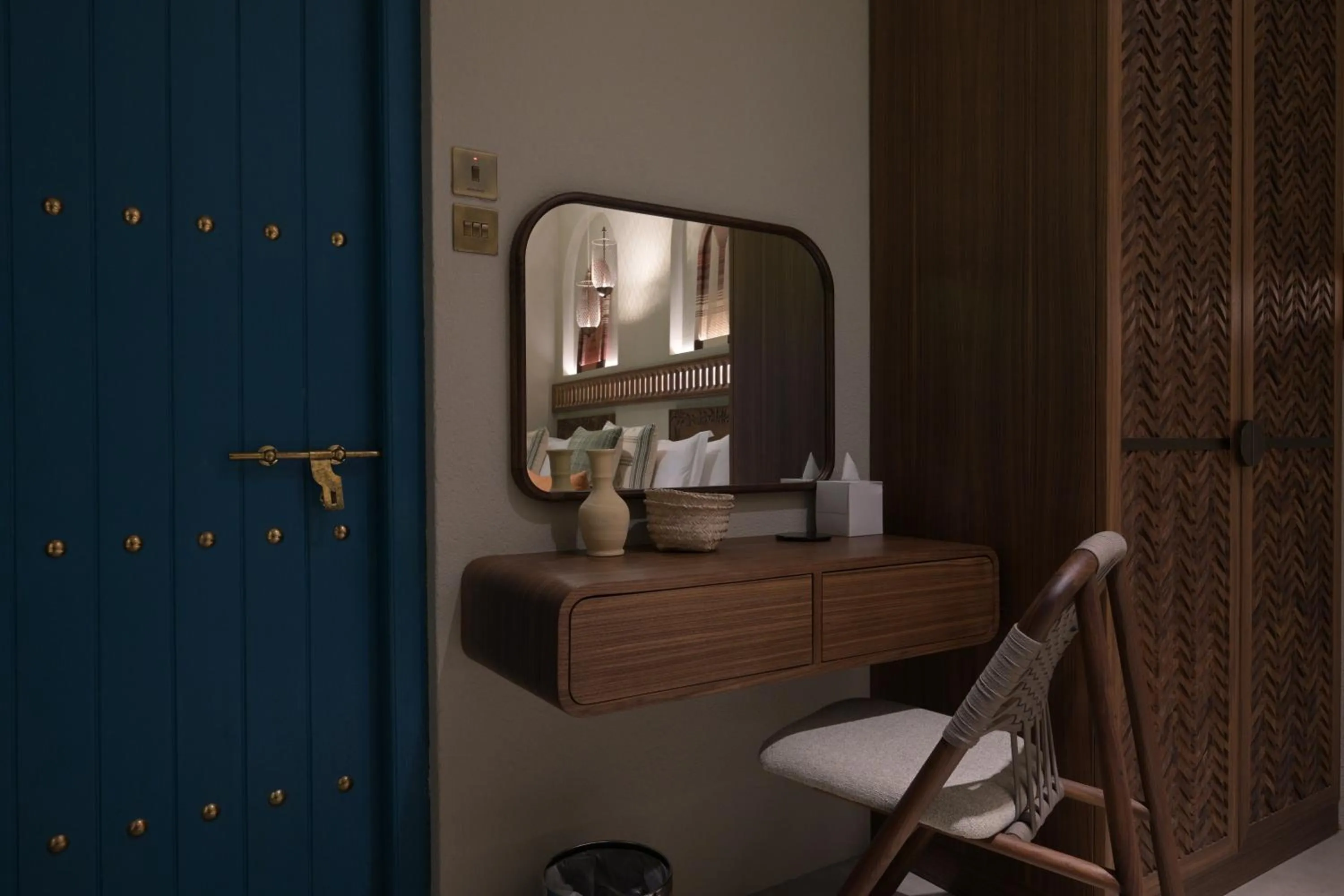 wardrobe in Nozol Al Rayaheen By Sharjah Collection