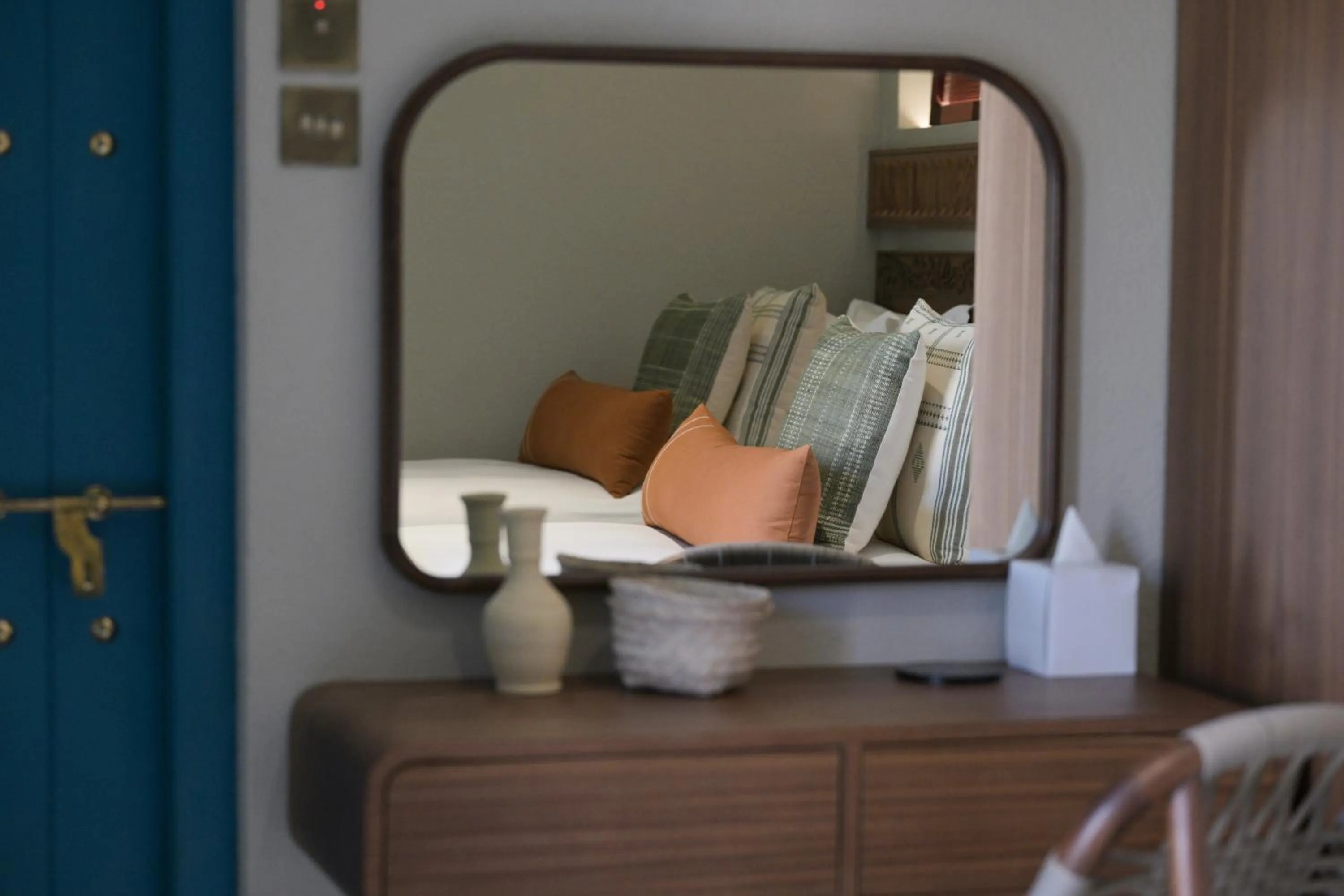 wardrobe in Nozol Al Rayaheen By Sharjah Collection