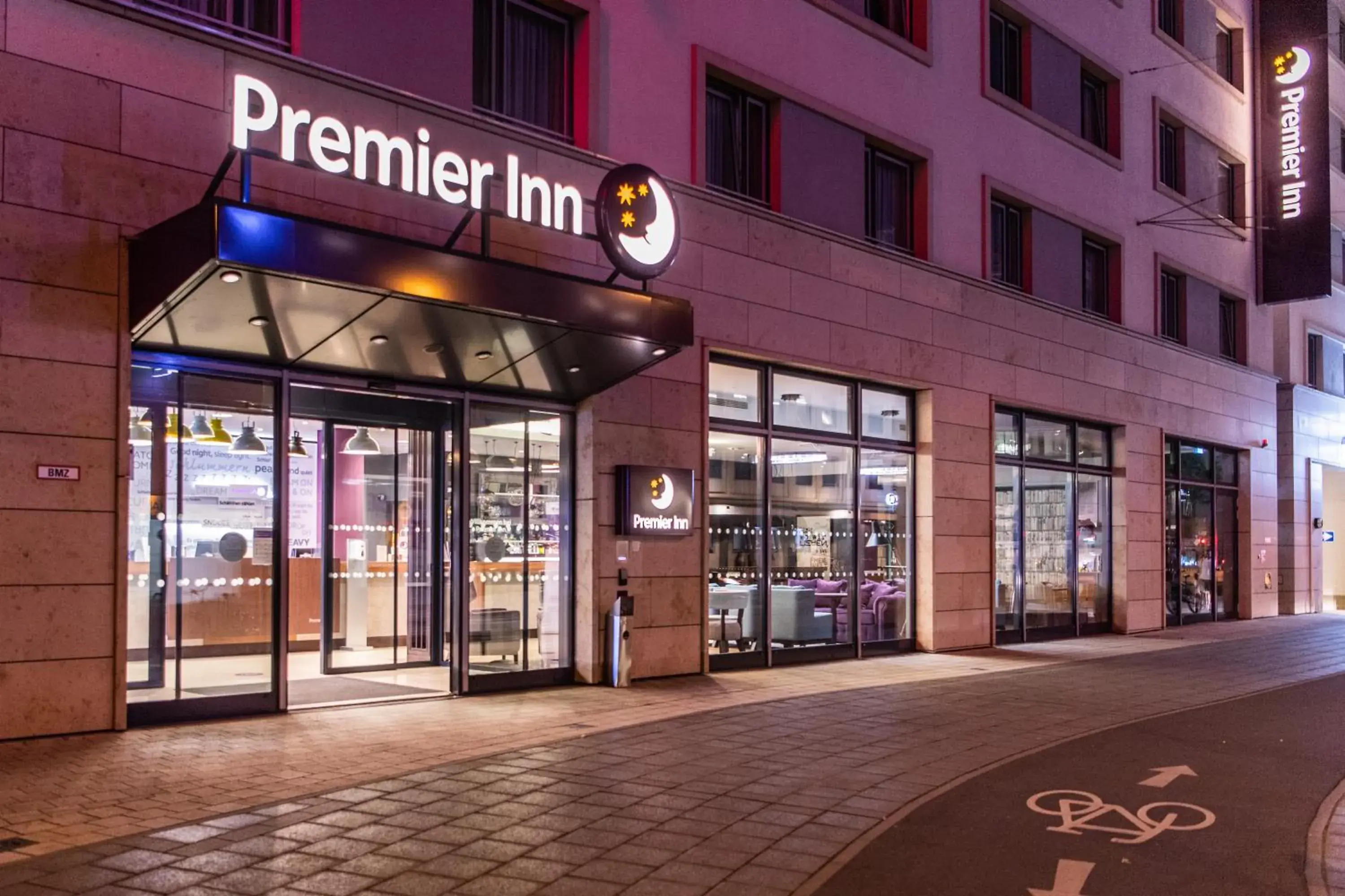 Property building in Premier Inn Nürnberg City Centre Property building in Premier Inn Nürnberg City Centre
