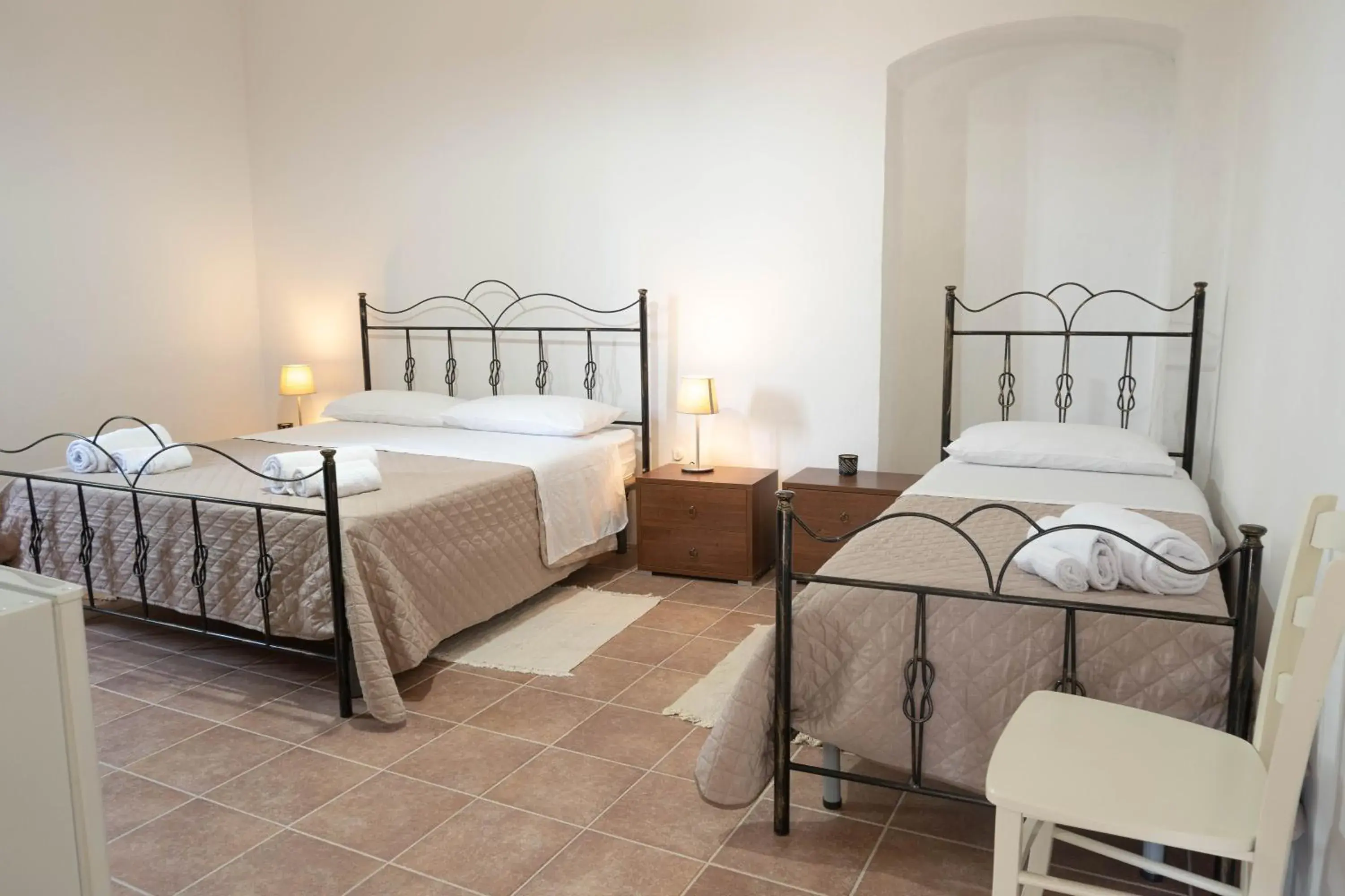 Family Room with Private Bathroom in Il Paese Alberga! Family Room with Private Bathroom in Il Paese Alberga!