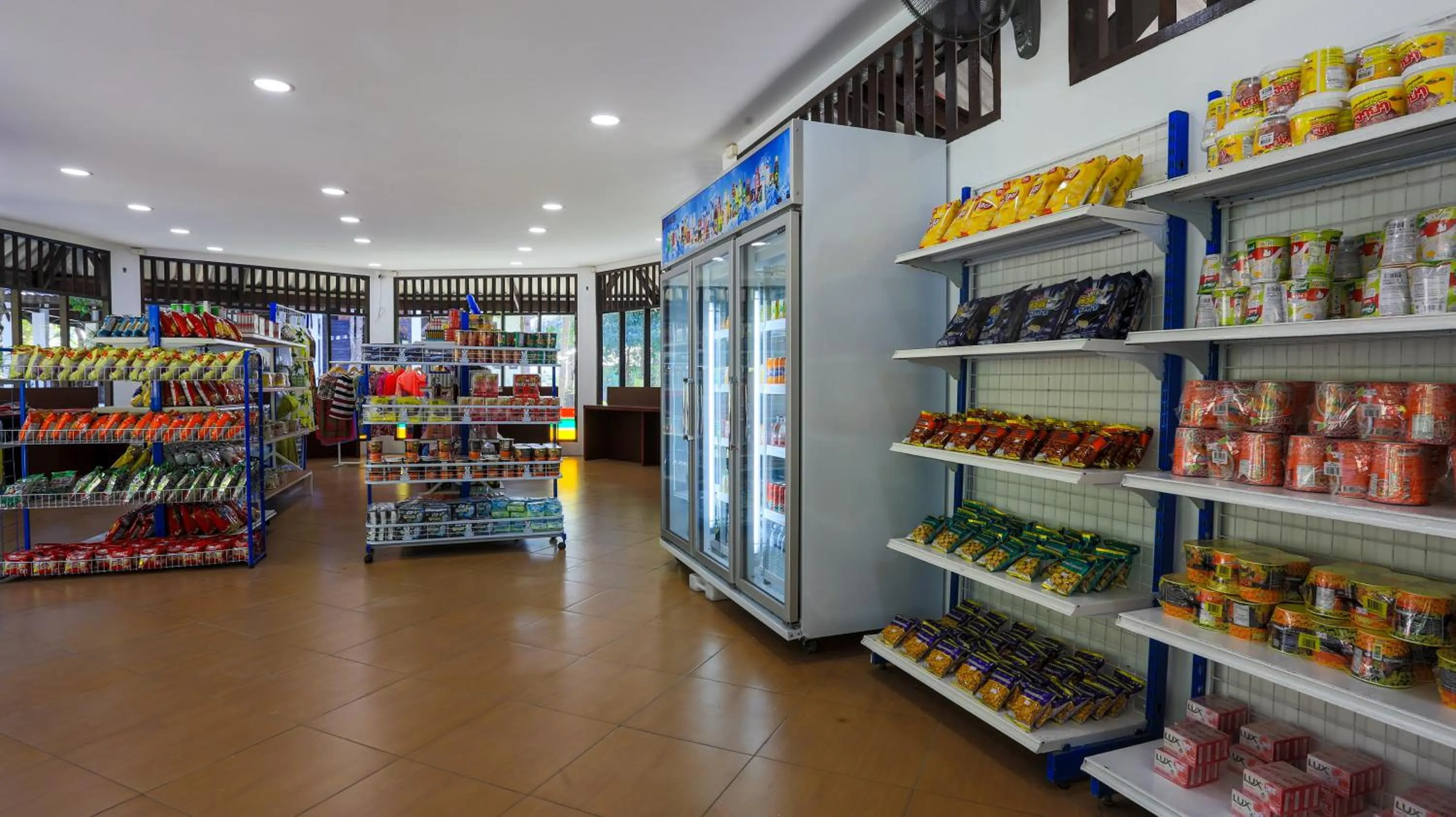 Supermarket/grocery shop in Ban Raya Resort and Spa