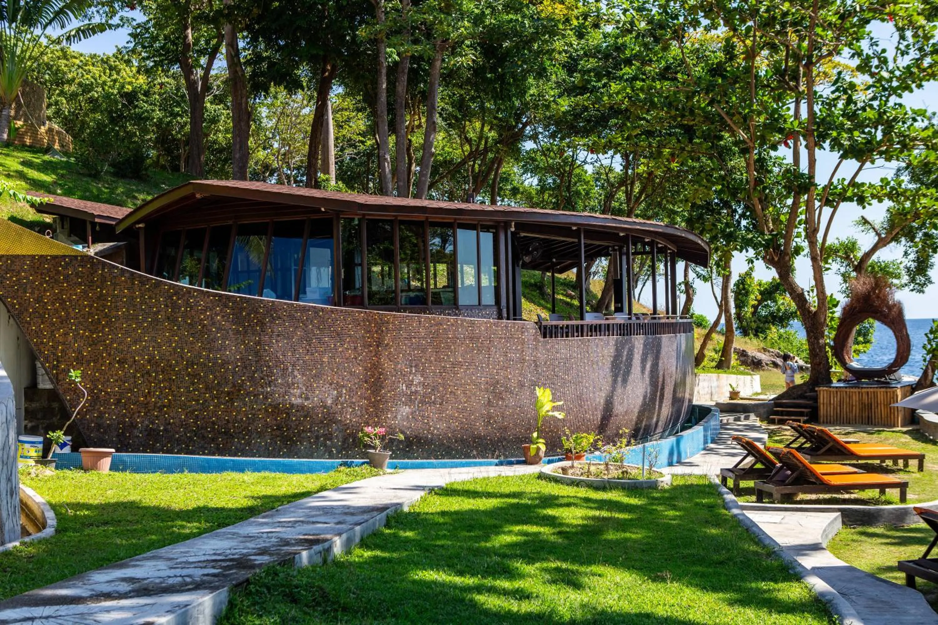 Area and facilities in Ban Raya Resort and Spa