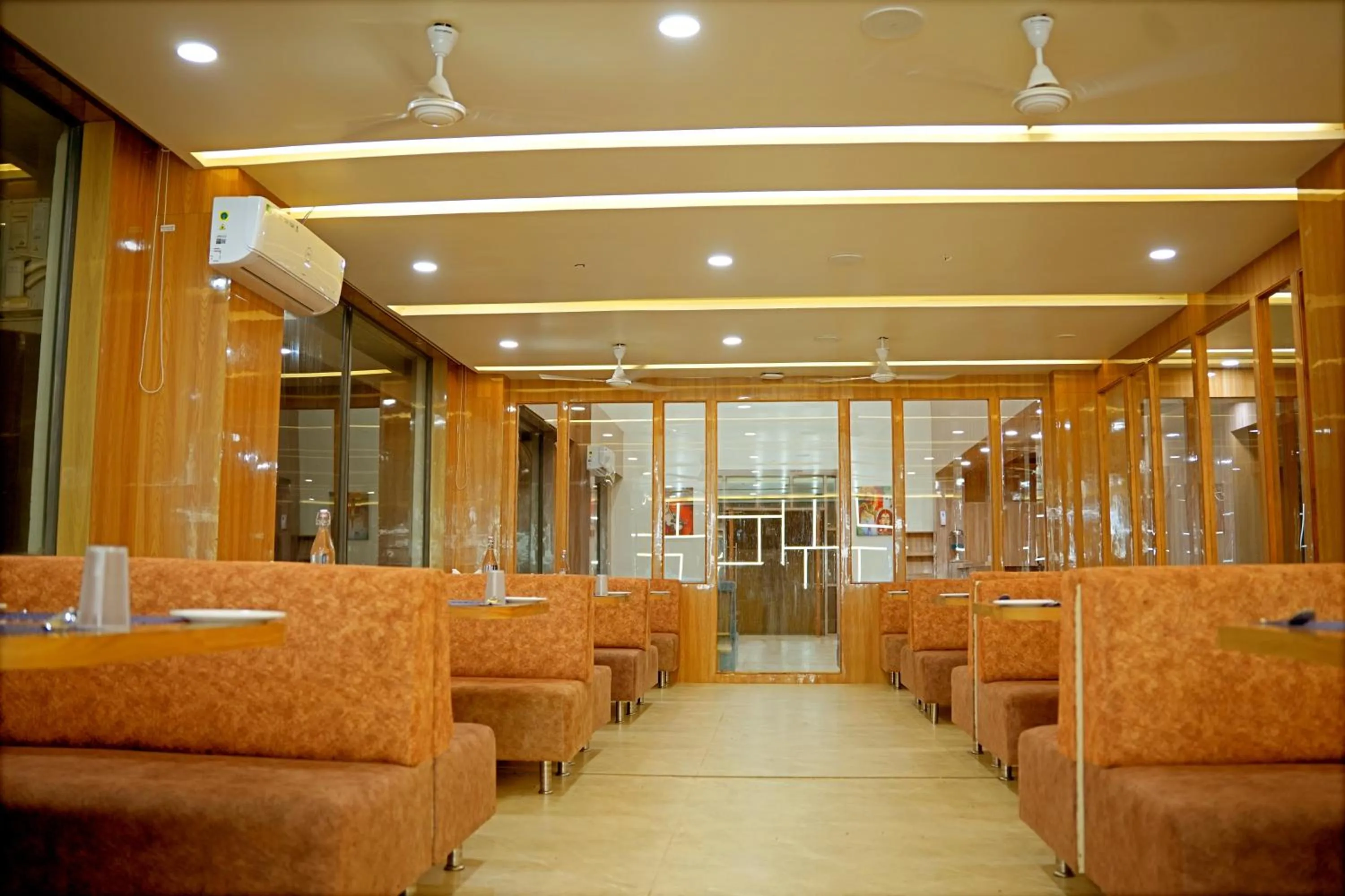 Restaurant/places to eat in The Sky Comfort Beach Hotel, Dwarka