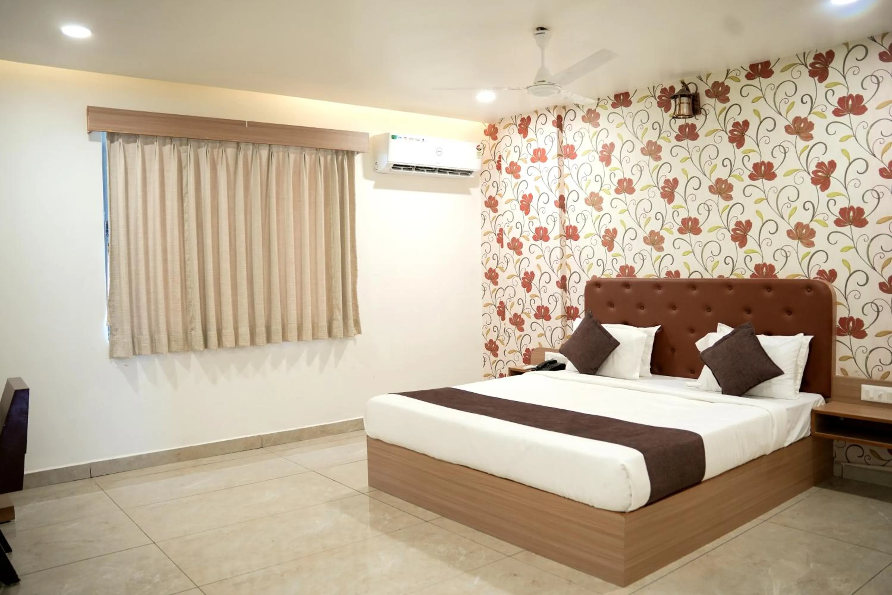 Bedroom in The Sky Comfort Beach Hotel, Dwarka