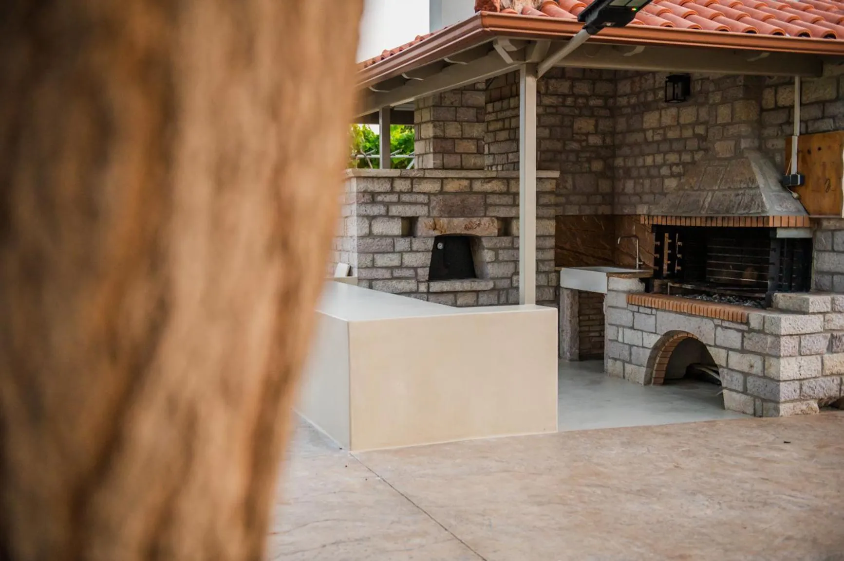 BBQ facilities in Terra Hélios Suites & Studios