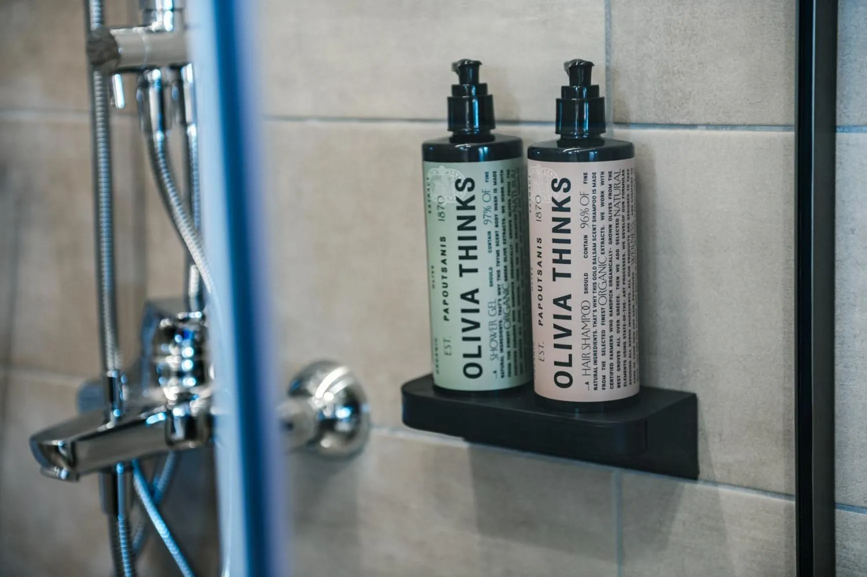 Bathroom in Terra Hélios Suites & Studios