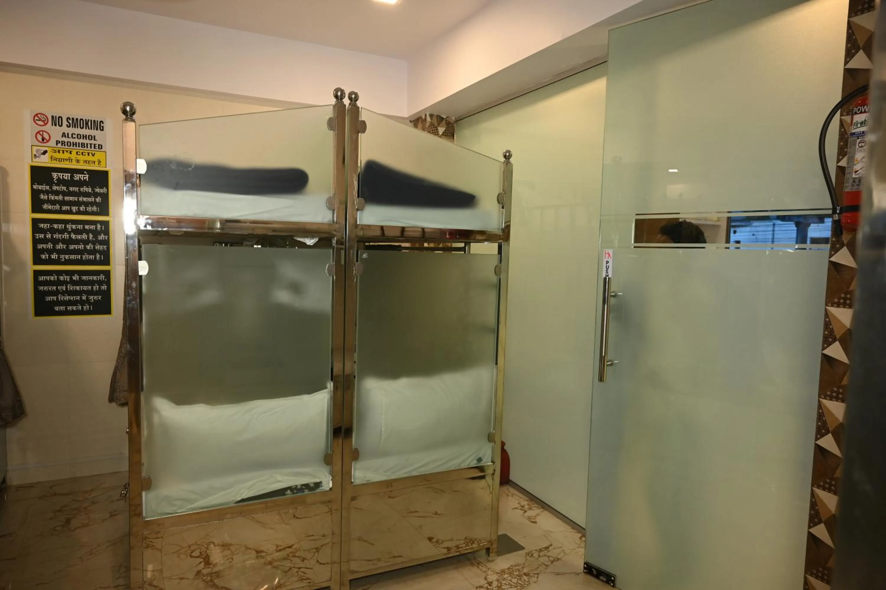 Bed in Sagar Dormitory Andheri - Nearest to Andheri Railway Station West