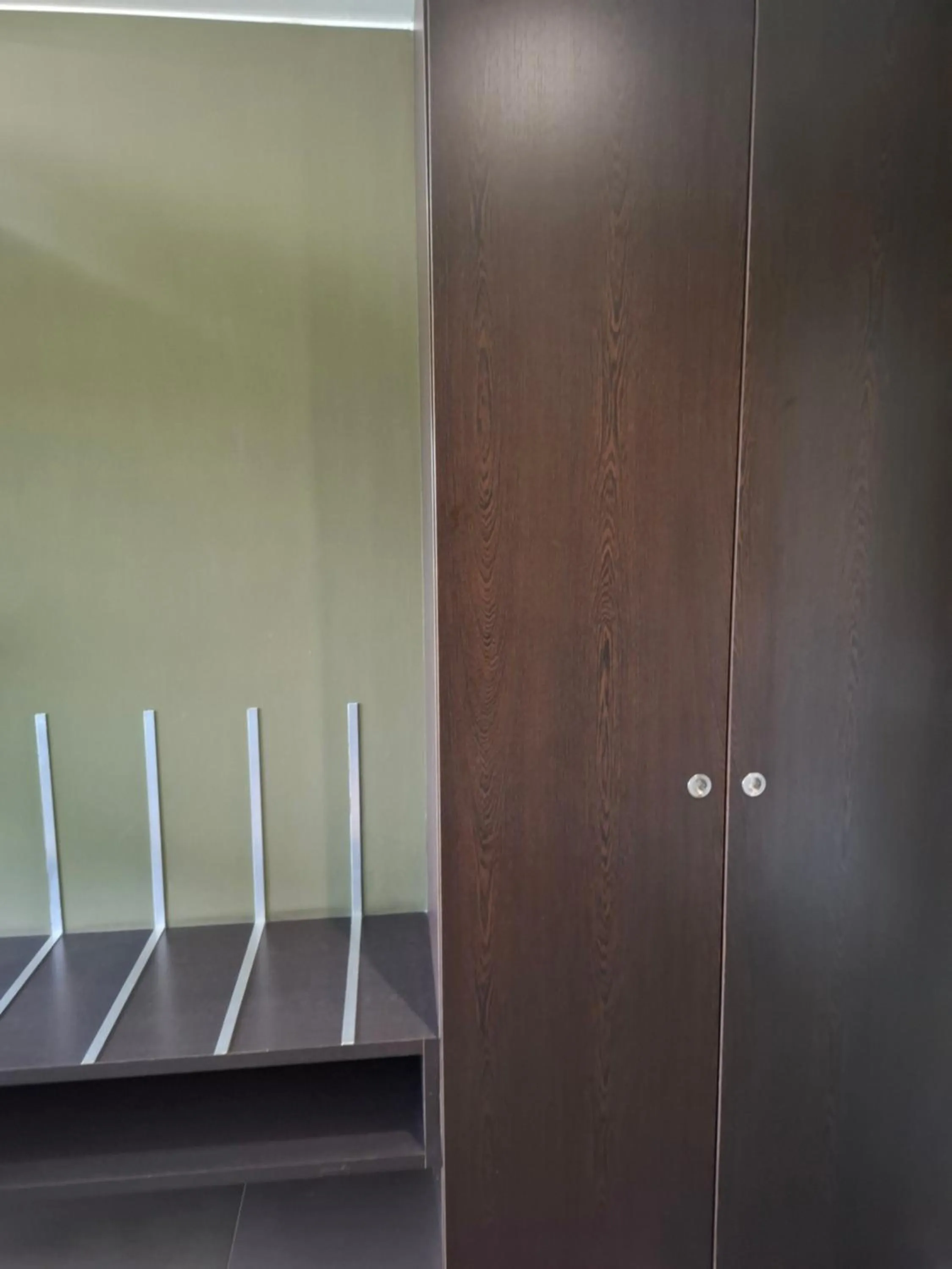 wardrobe in B&B Finis terrae with wellness