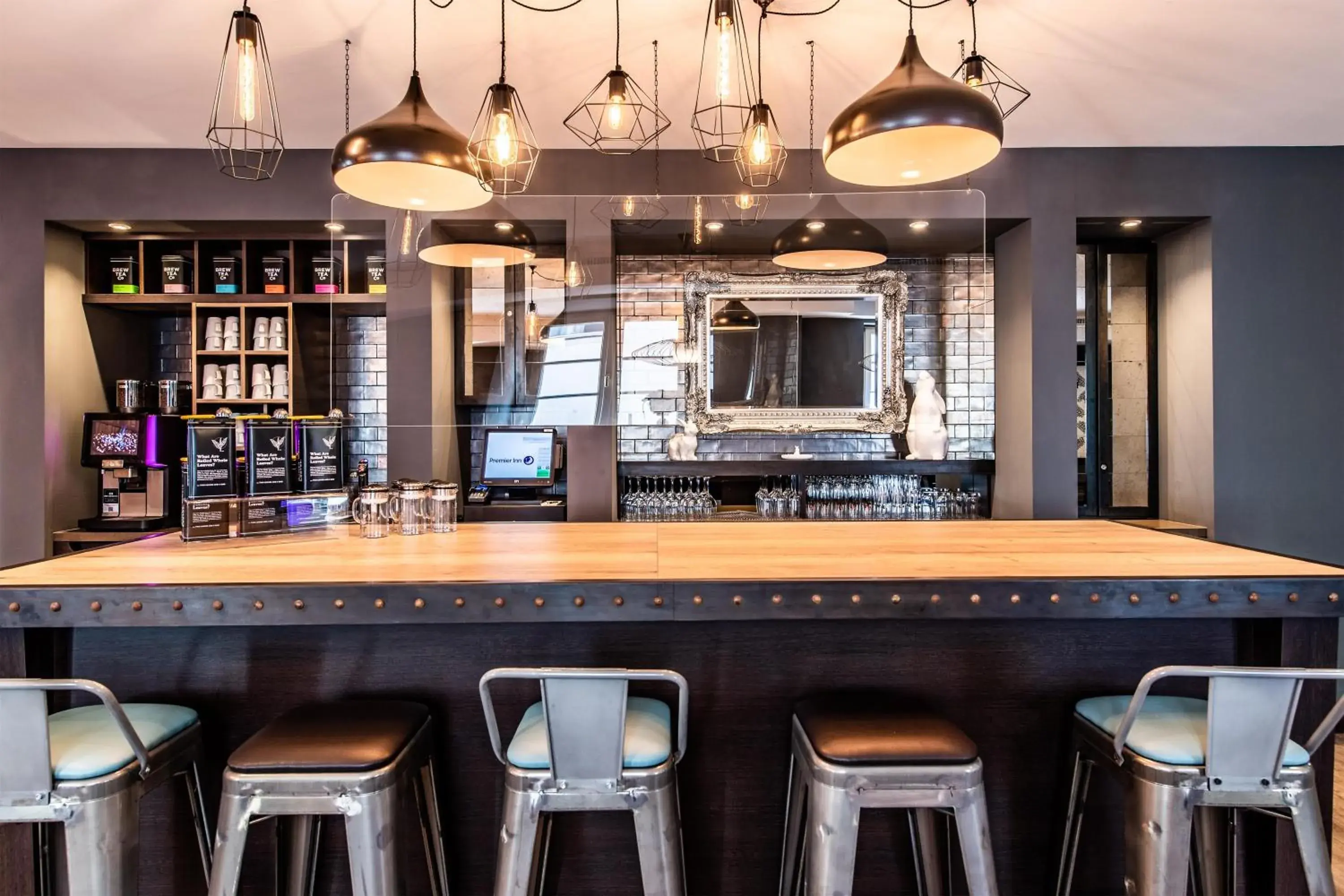 Lounge or bar in Premier Inn Passau Weisser Hase Lounge or bar in Premier Inn Passau Weisser Hase