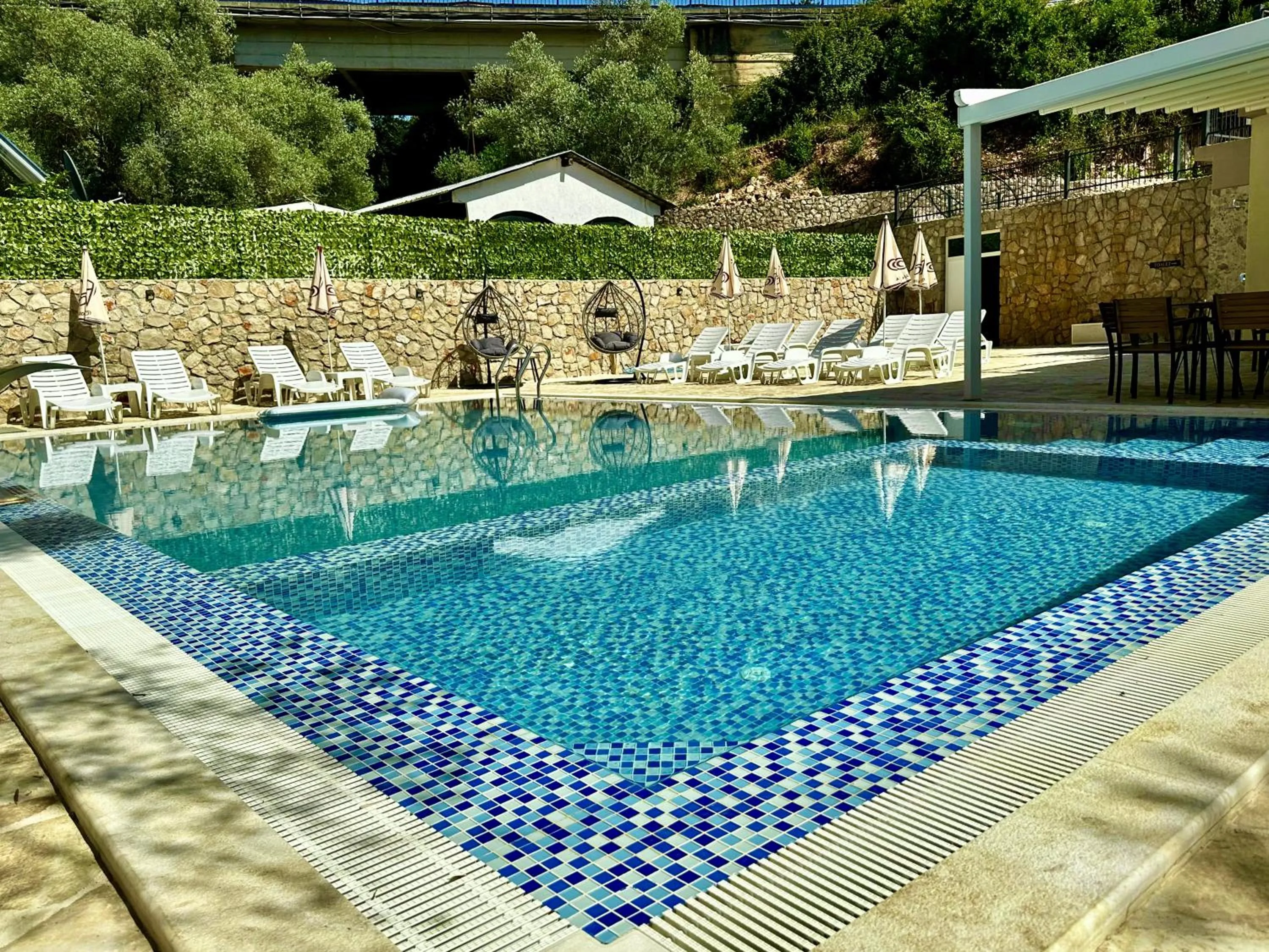 Day in Akhdar Apartments