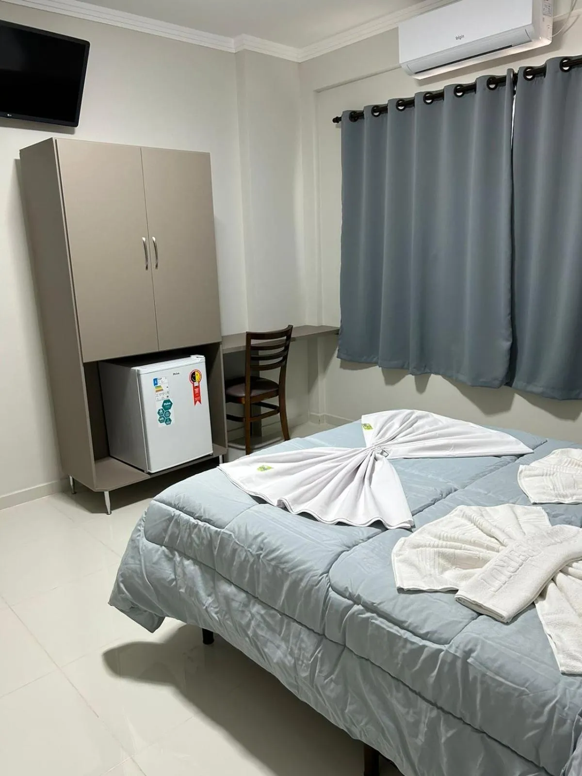 Bed in Hotel Beirut