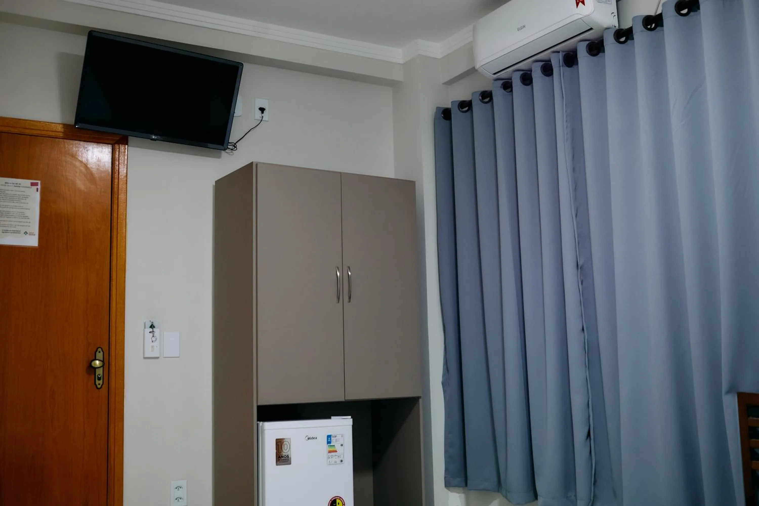 TV and multimedia in Hotel Beirut