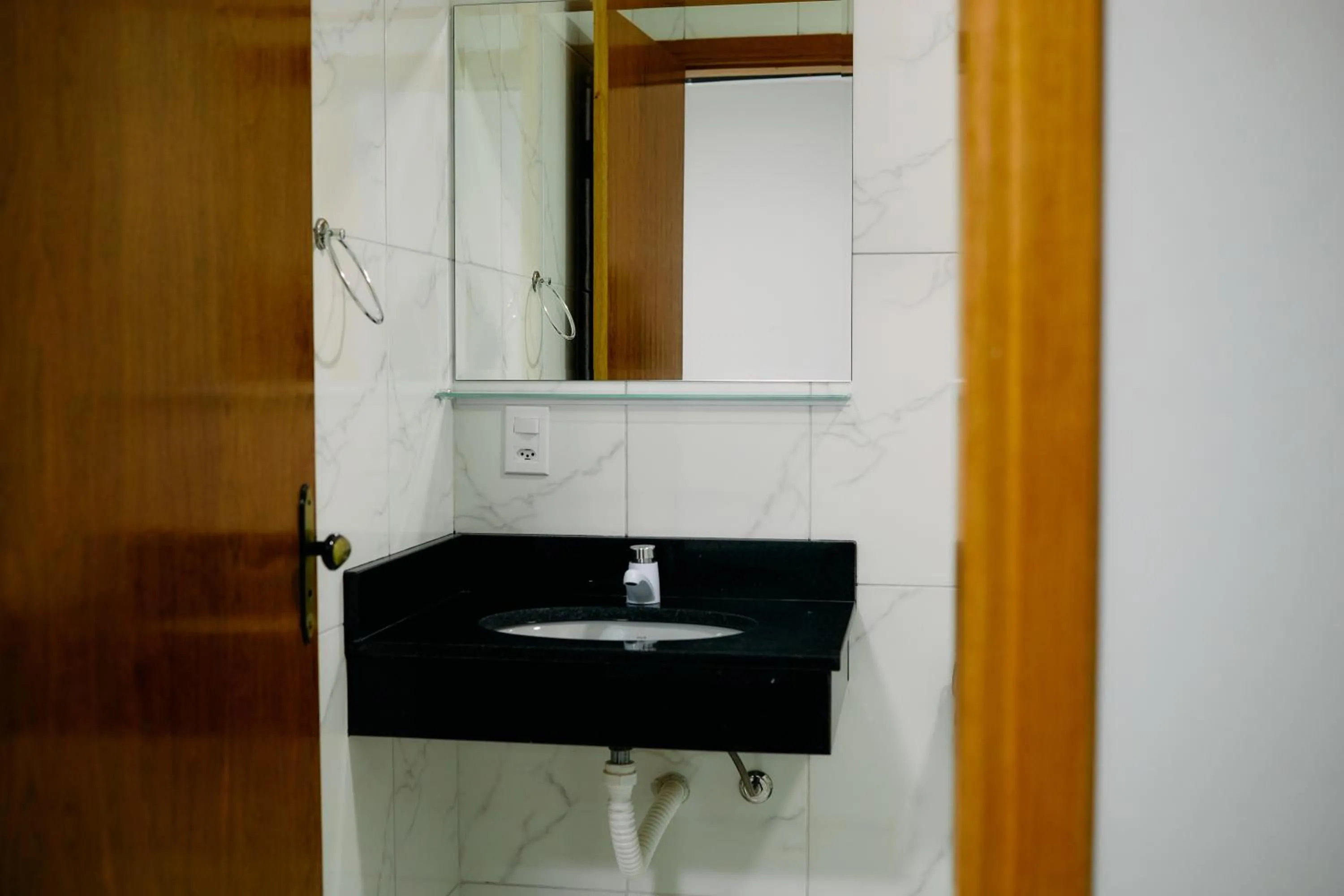 Bathroom in Hotel Beirut