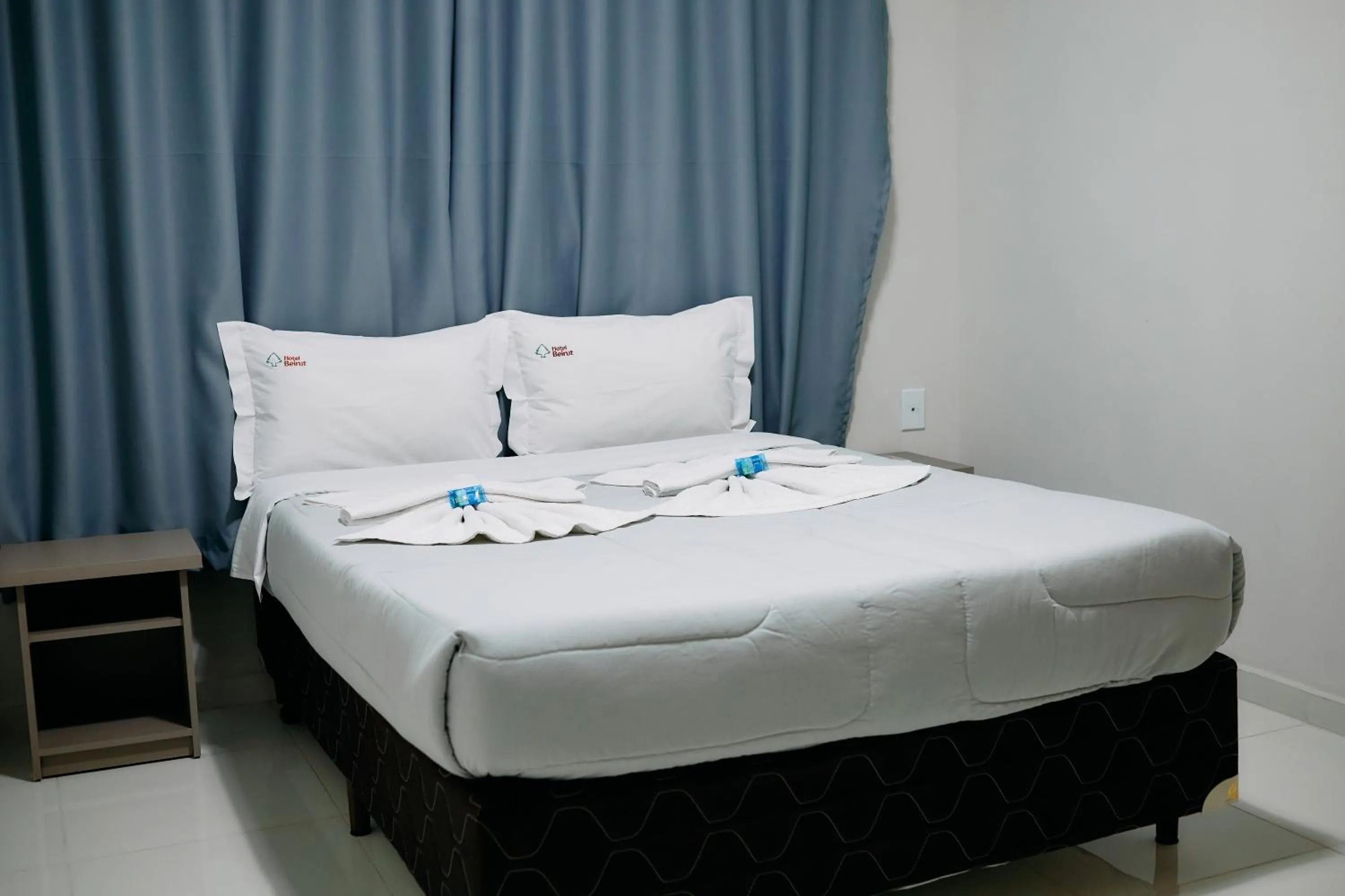 Property building, Bed in Hotel Beirut