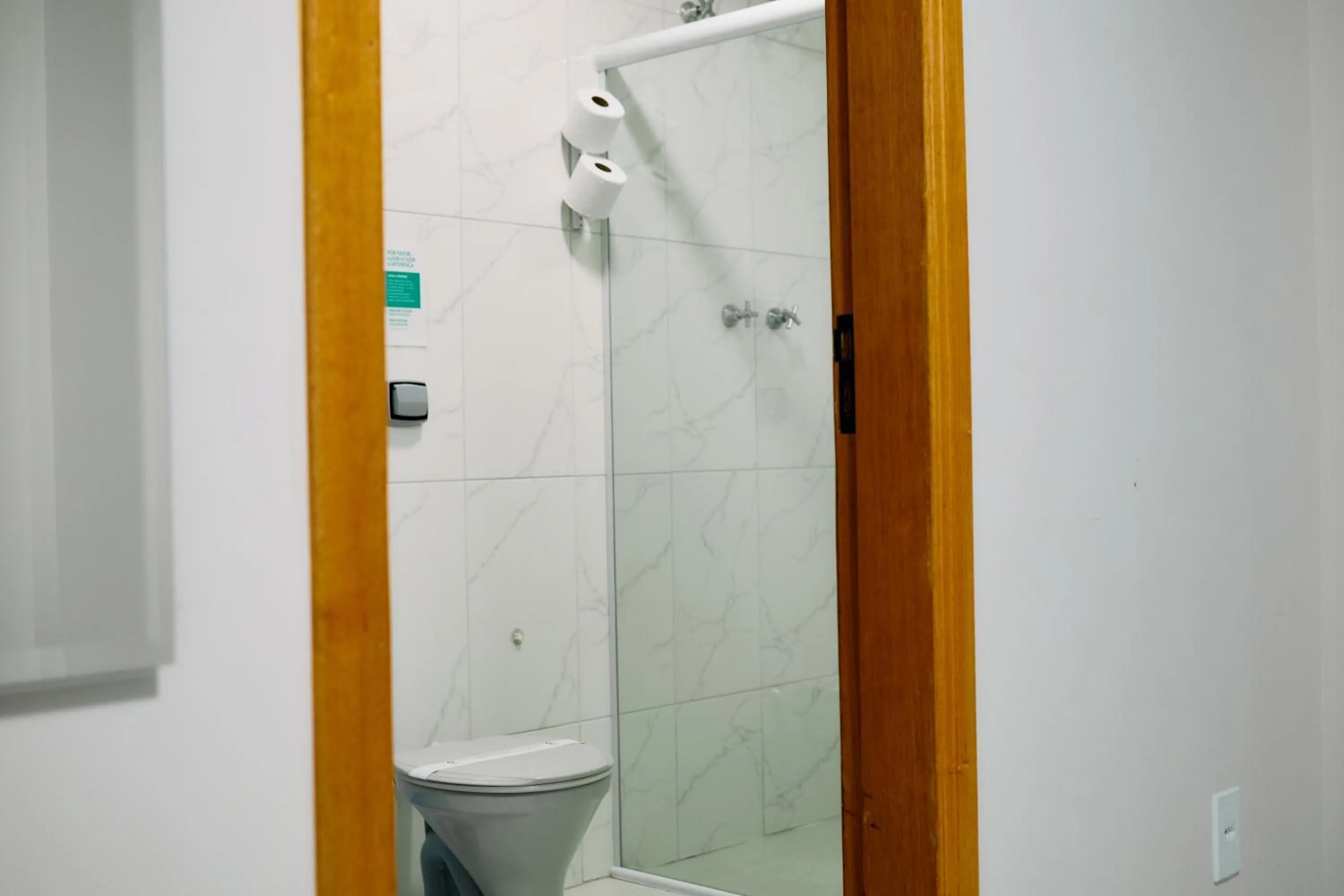 Bathroom in Hotel Beirut