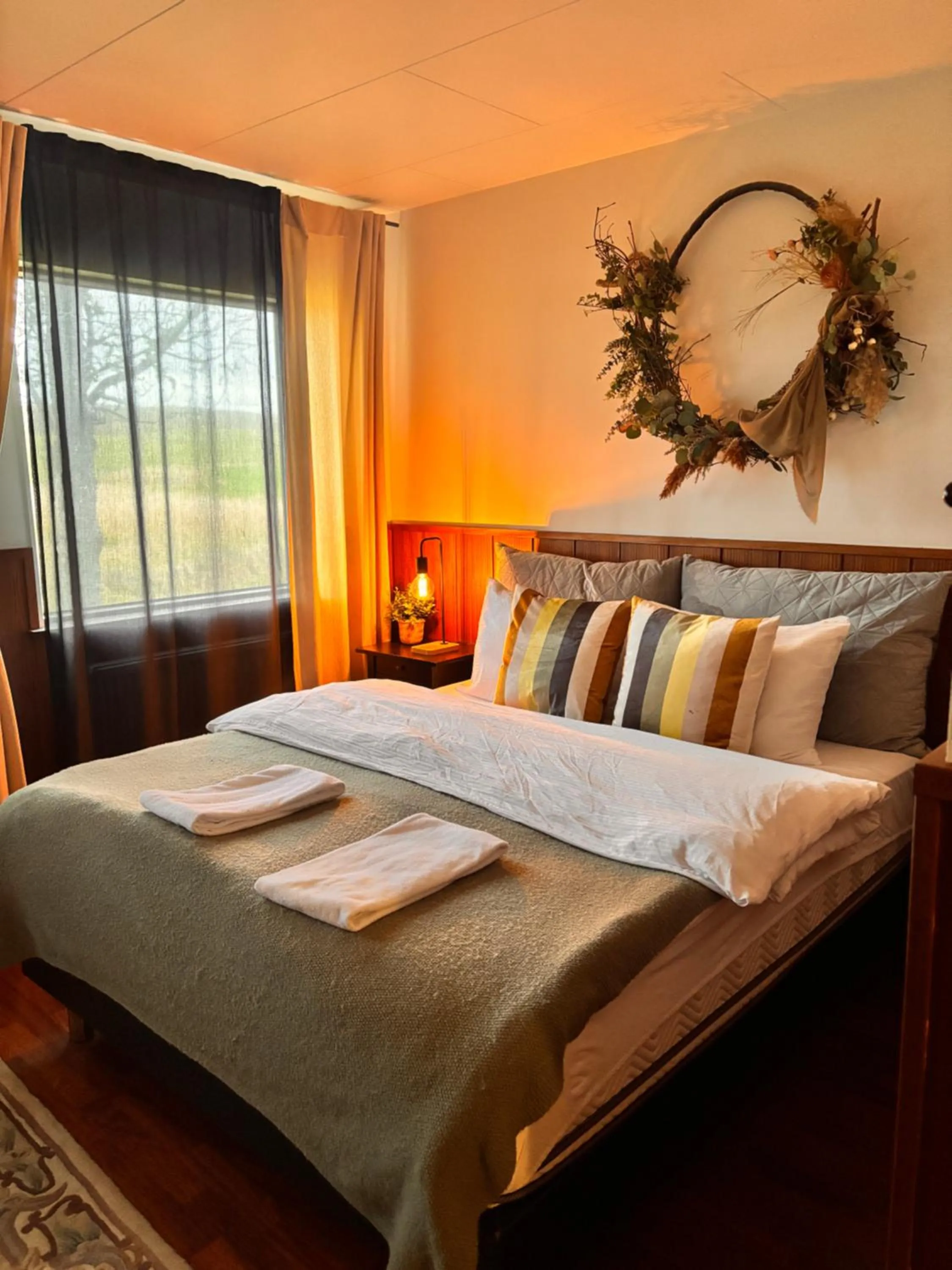 Bed in Hotel Brú countryside